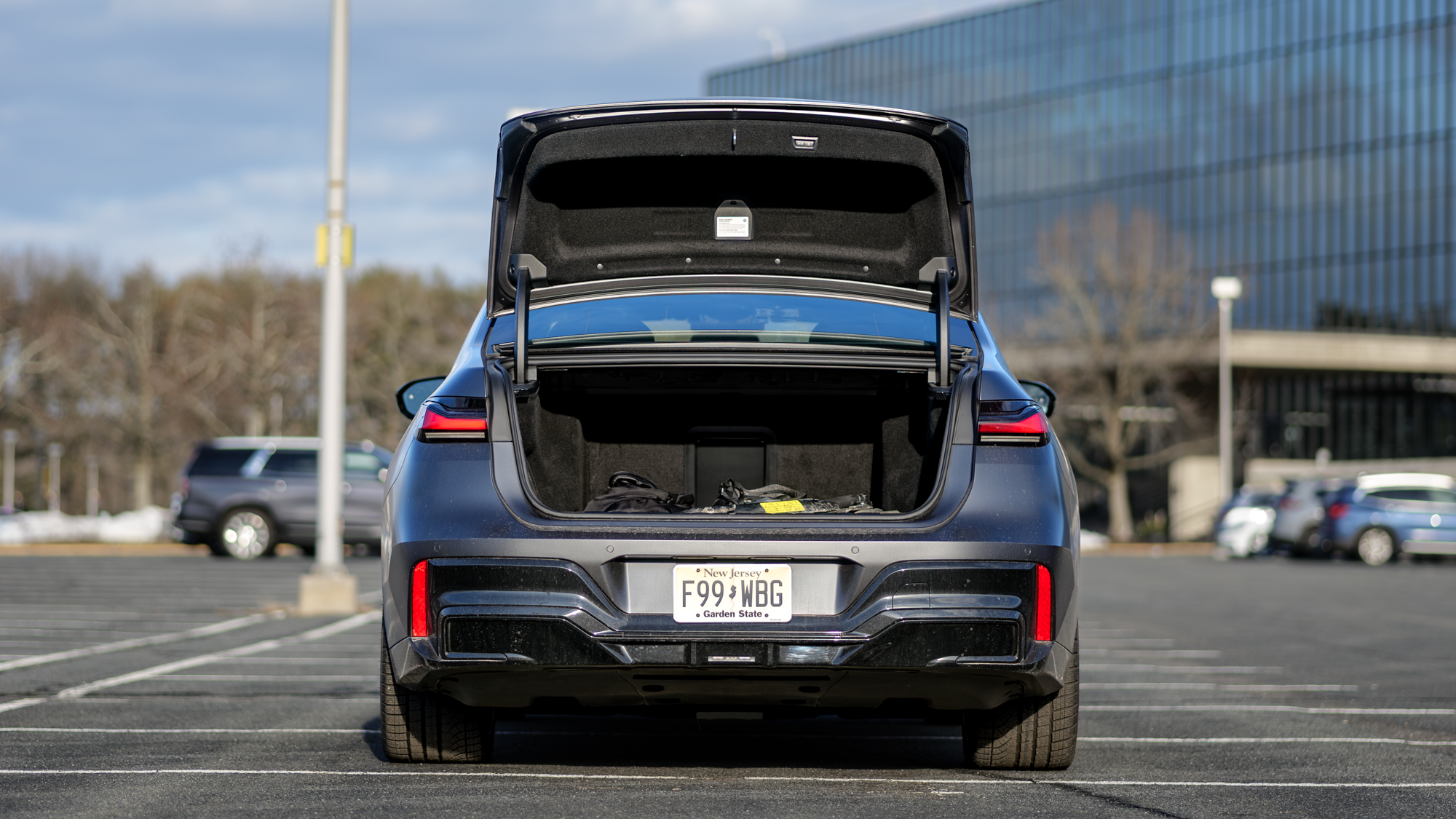 סקירת BMW i7 M70 2026.