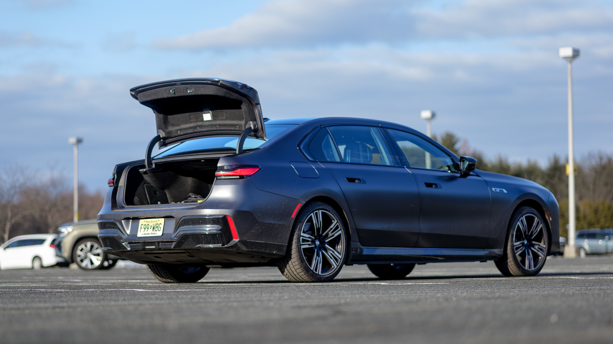 סקירת BMW i7 M70 2026.