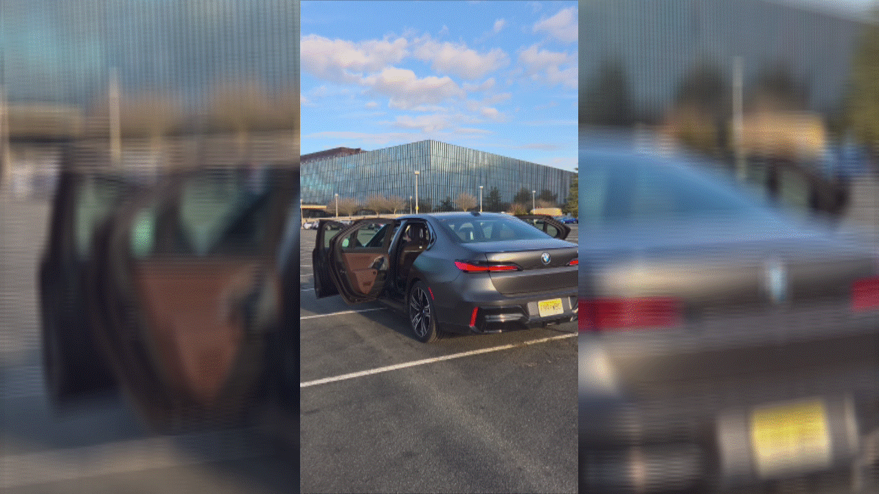 סקירת BMW i7 M70 2026.