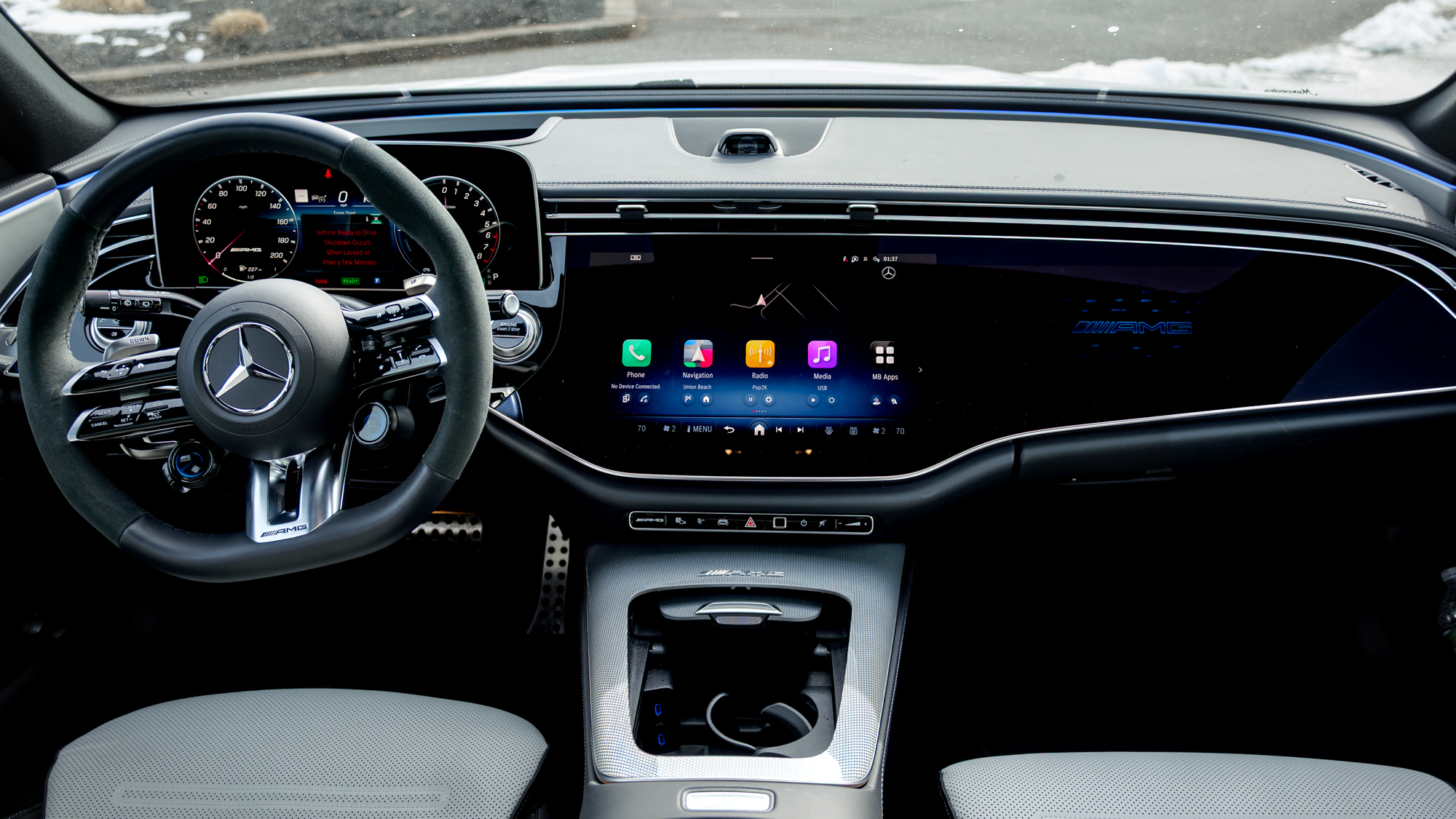 סקירת מרצדס-AMG E53 Hybrid Wagon 2026.