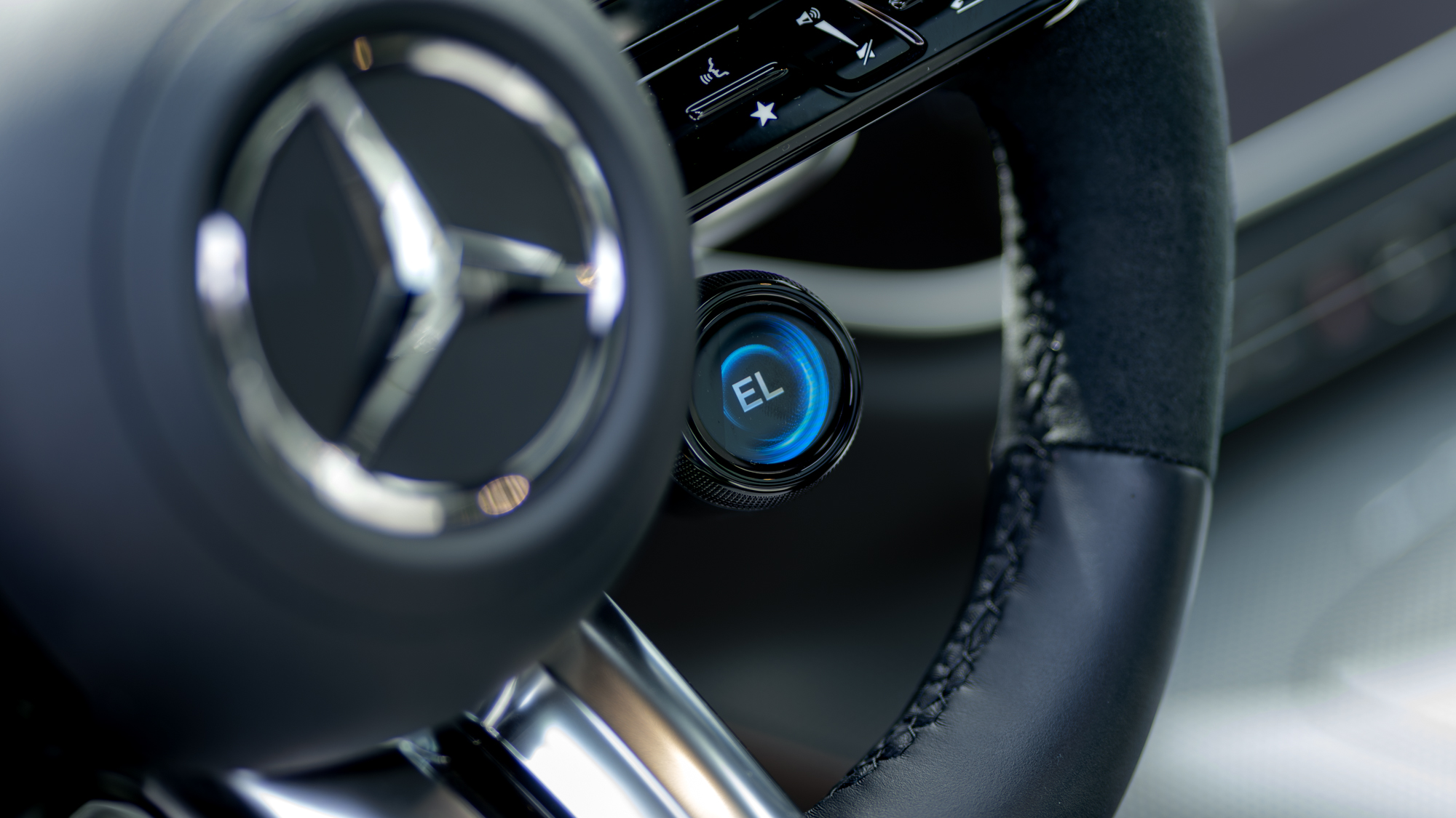 סקירת מרצדס-AMG E53 Hybrid Wagon 2026.