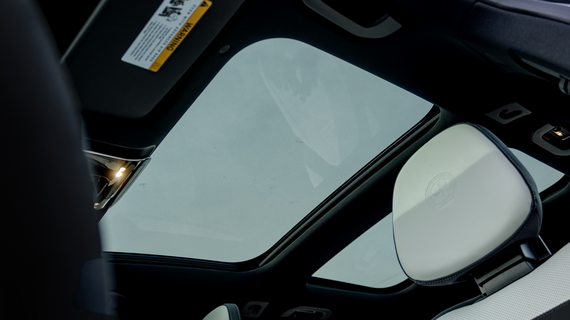 סקירת מרצדס-AMG E53 Hybrid Wagon 2026.