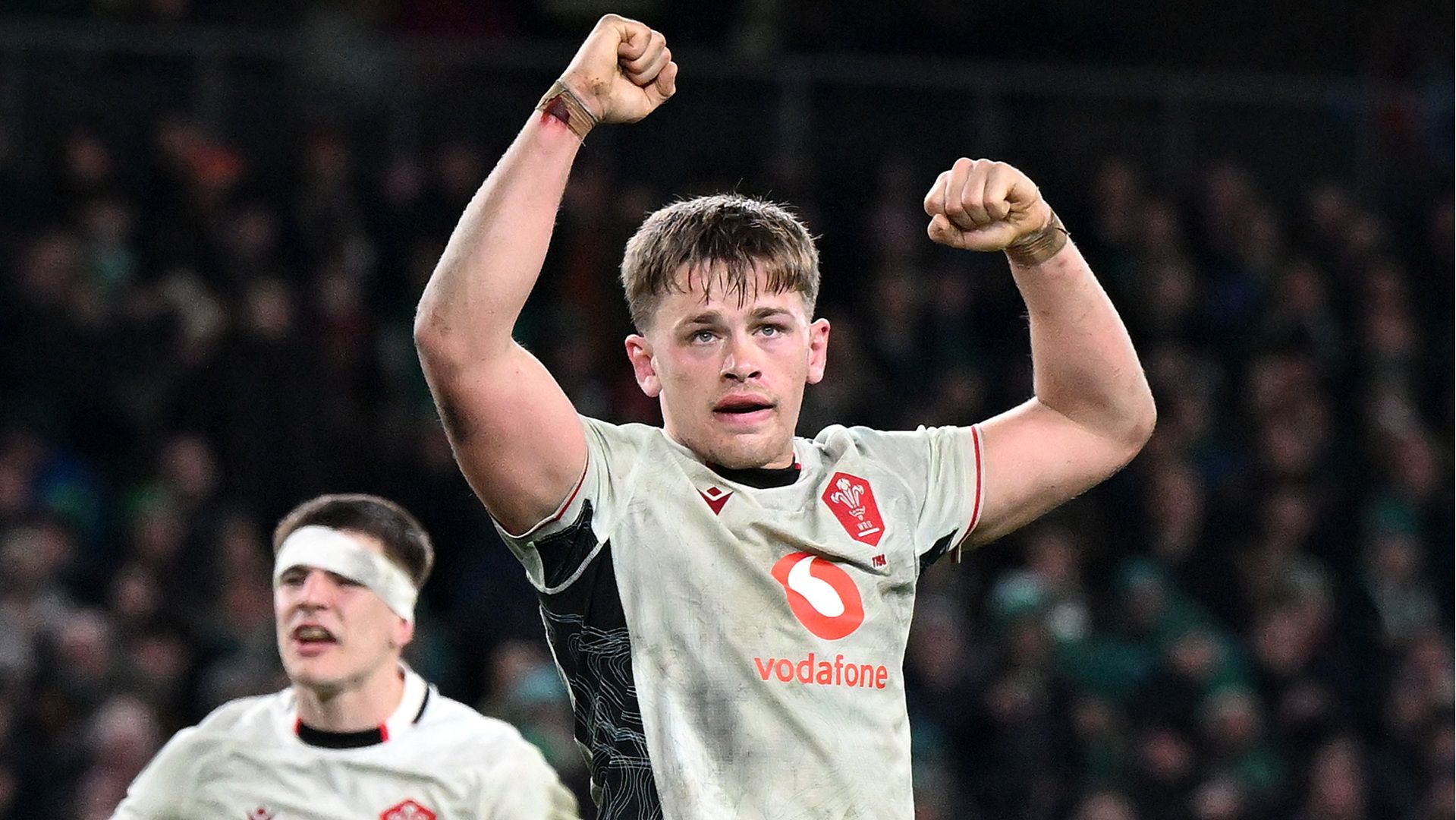 DUBLIN, IRELAND - MARCH 06: Alex Mann of Wales celebrates after teammate James Botham (not pictured) scores his team's second try during the Guinness Six Nations 2026 match between Ireland and Wales at Aviva Stadium on March 06, 2026 in Dublin, Ireland. (Photo by Charles McQuillan/Getty Images)