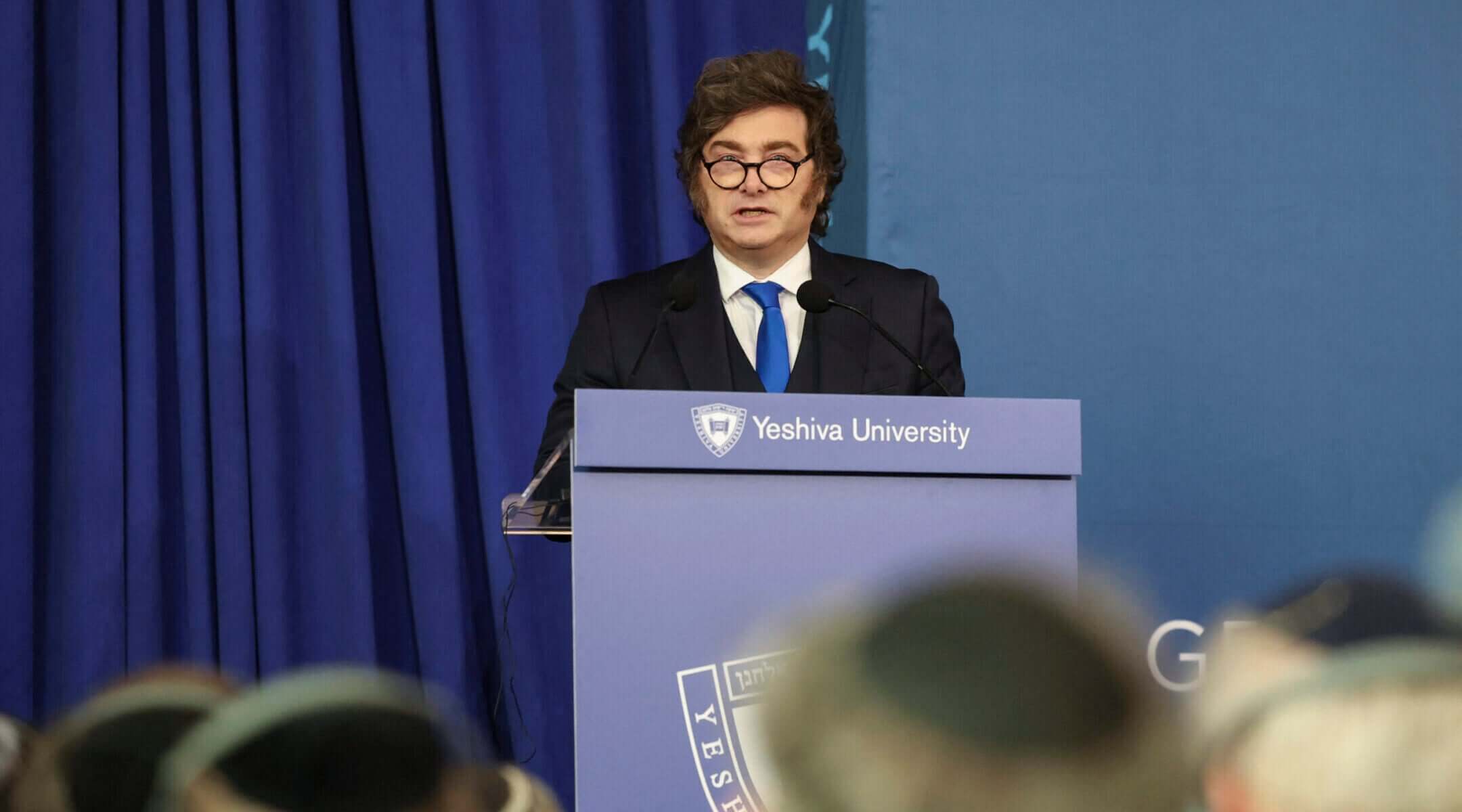 בזמן שמיליי חוגג את הקשרים עם יהודים בניו יורק, סטרימר ארגנטינאי מגיש תלונה על אנטישמיות על שלעג לתמיכתו בישראל