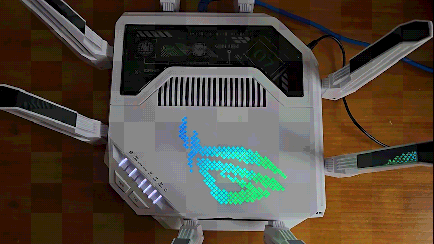 GIF מונפש המציג את מופע האור של נתב Asus ROG Rapture GT-BE19000AI