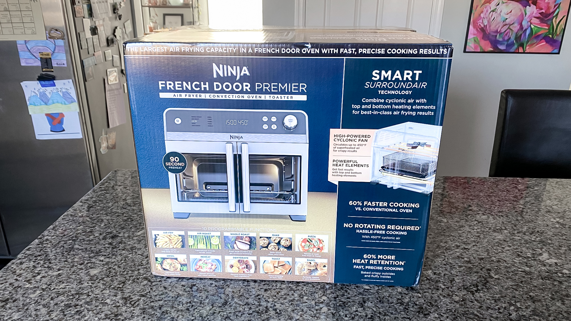Ninja French Door Premier Air Fryer על דלפק במטבח