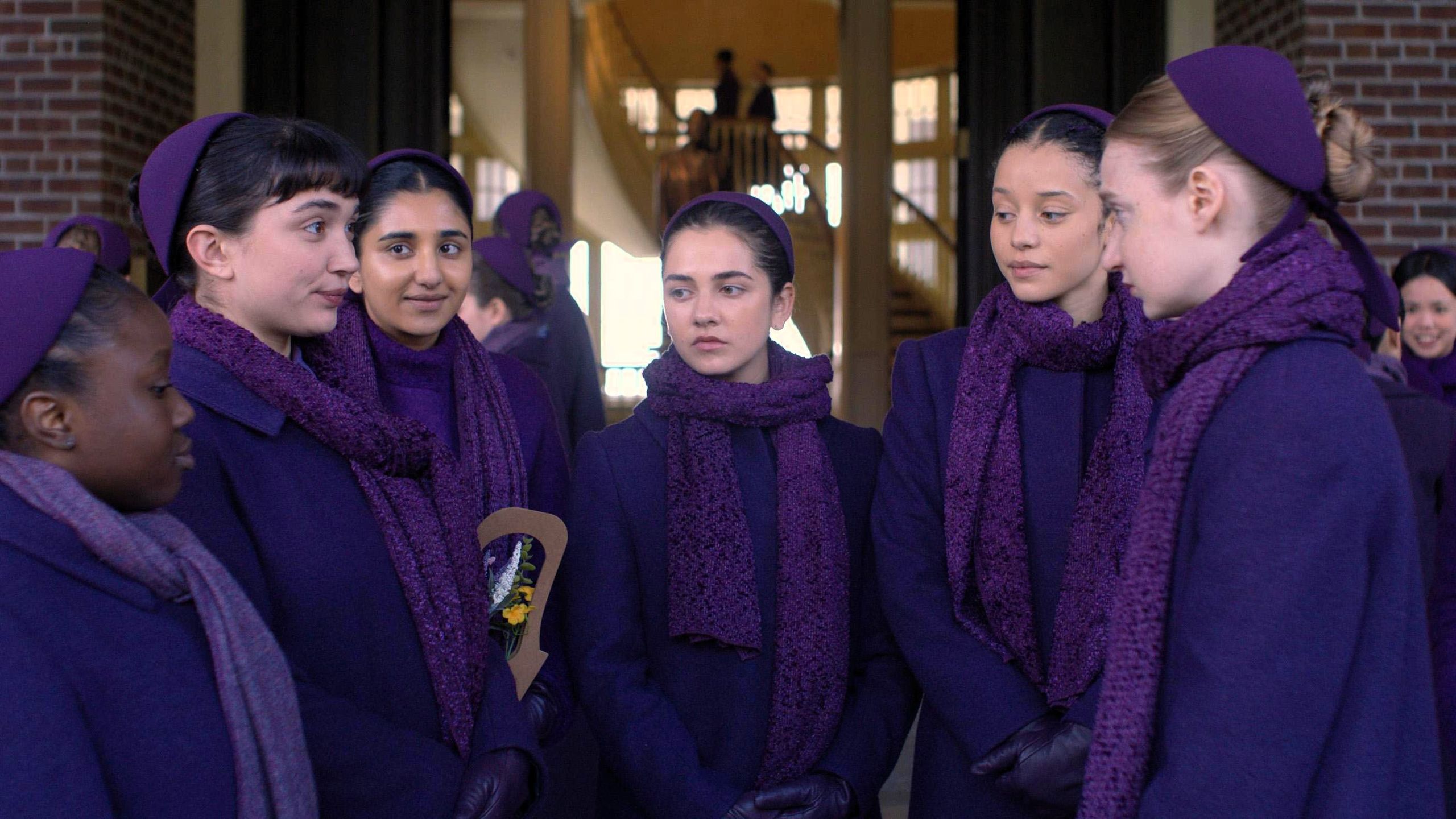 איך לצפות ב-'The Testaments' באינטרנט מכל מקום - זרמו את ספר ההמשך של Handmaid's Tale