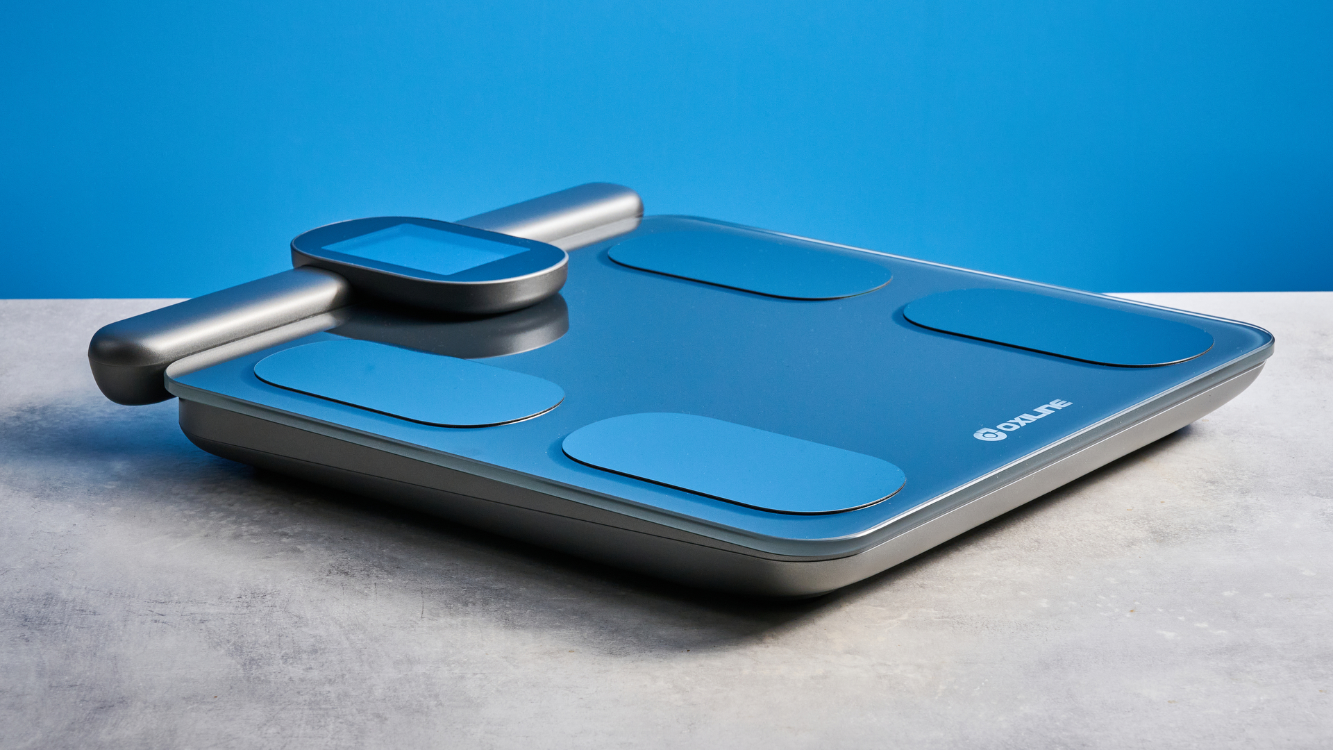 סולם האוקסילין md pro על רקע המדריך הכחול של טום