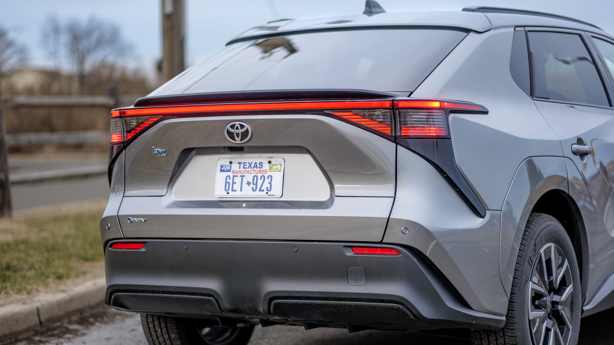 סקירת Toyota bZ 2026.