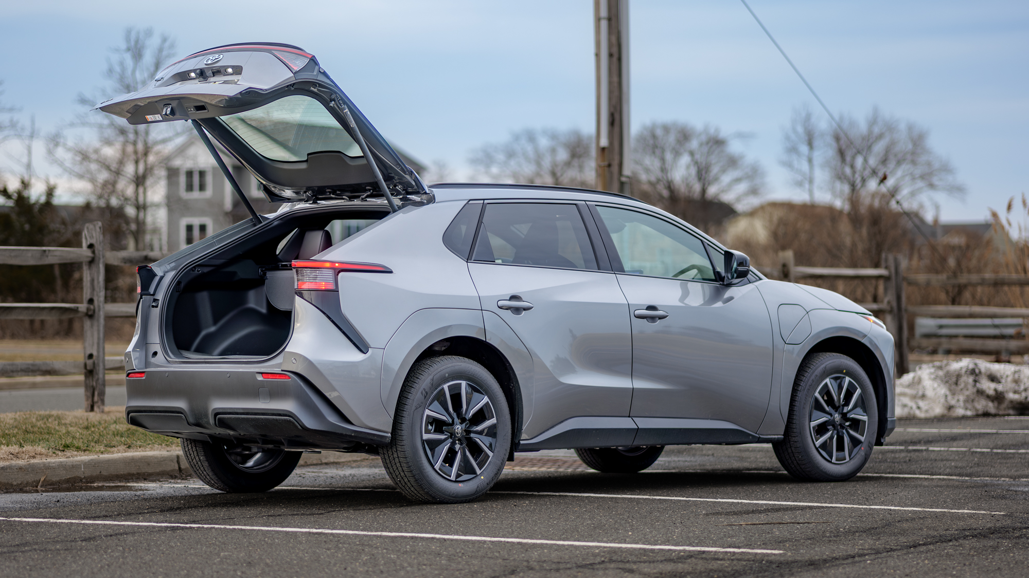 סקירת Toyota bZ 2026.