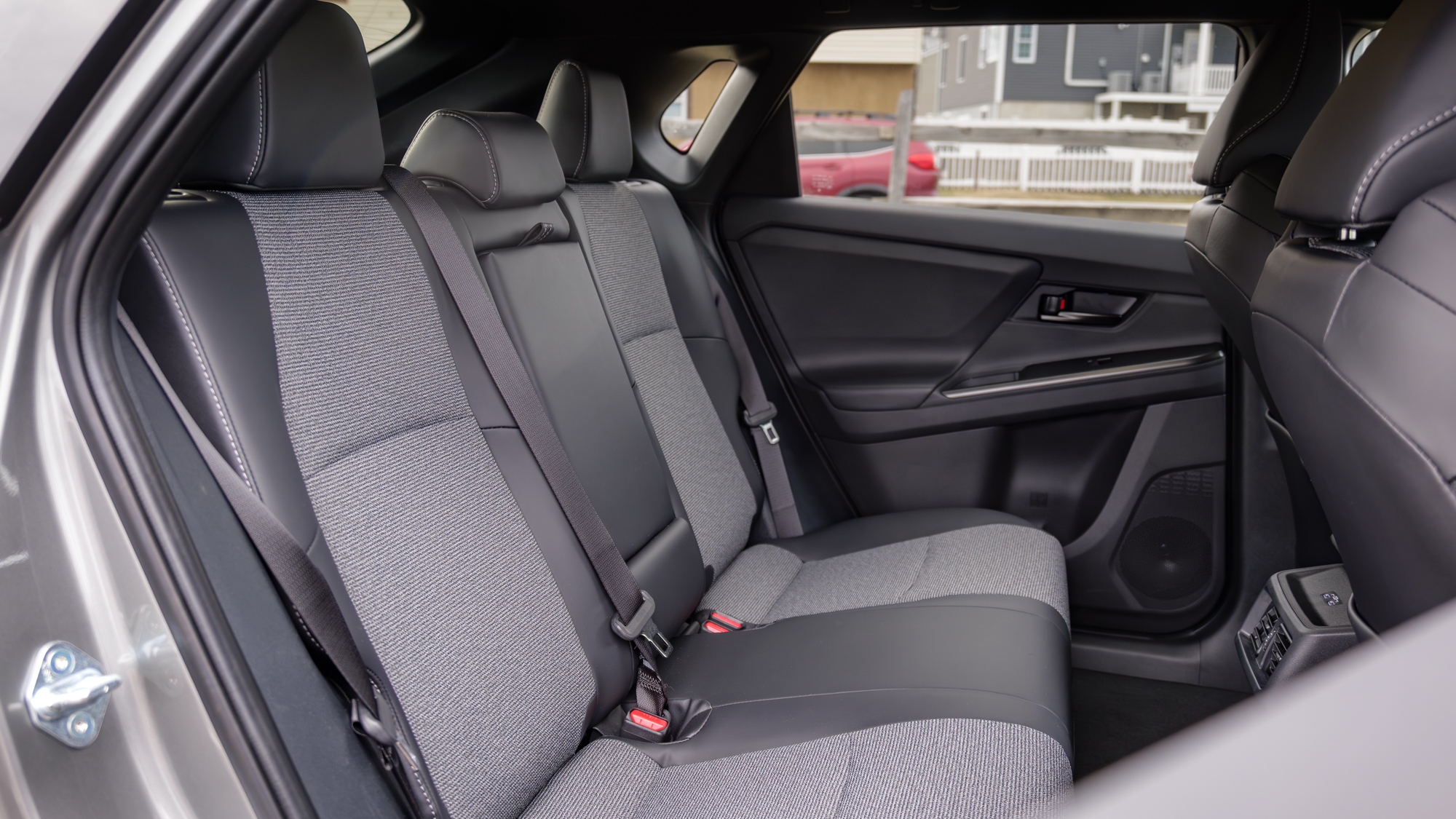 סקירת Toyota bZ 2026.