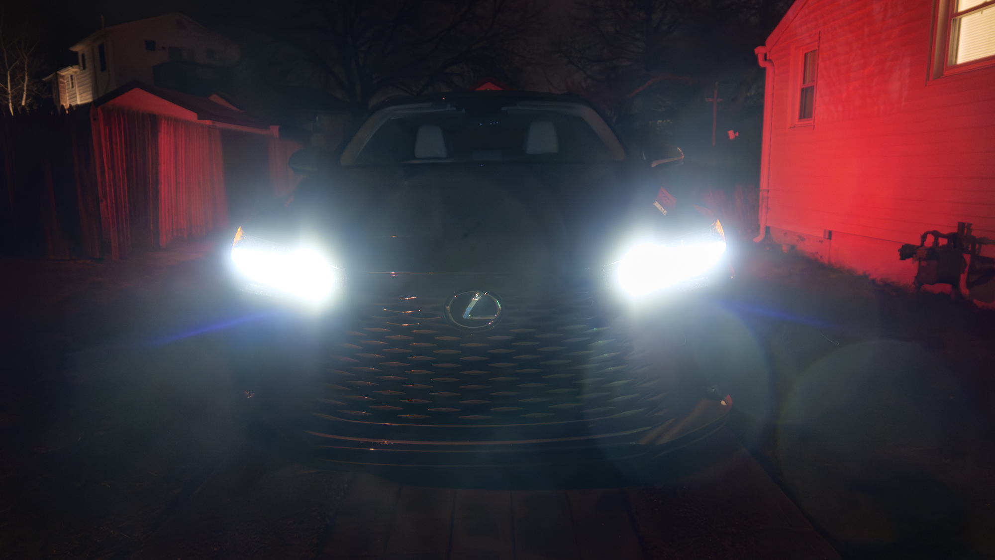 סקירת 2026 לקסוס RX 450h+.