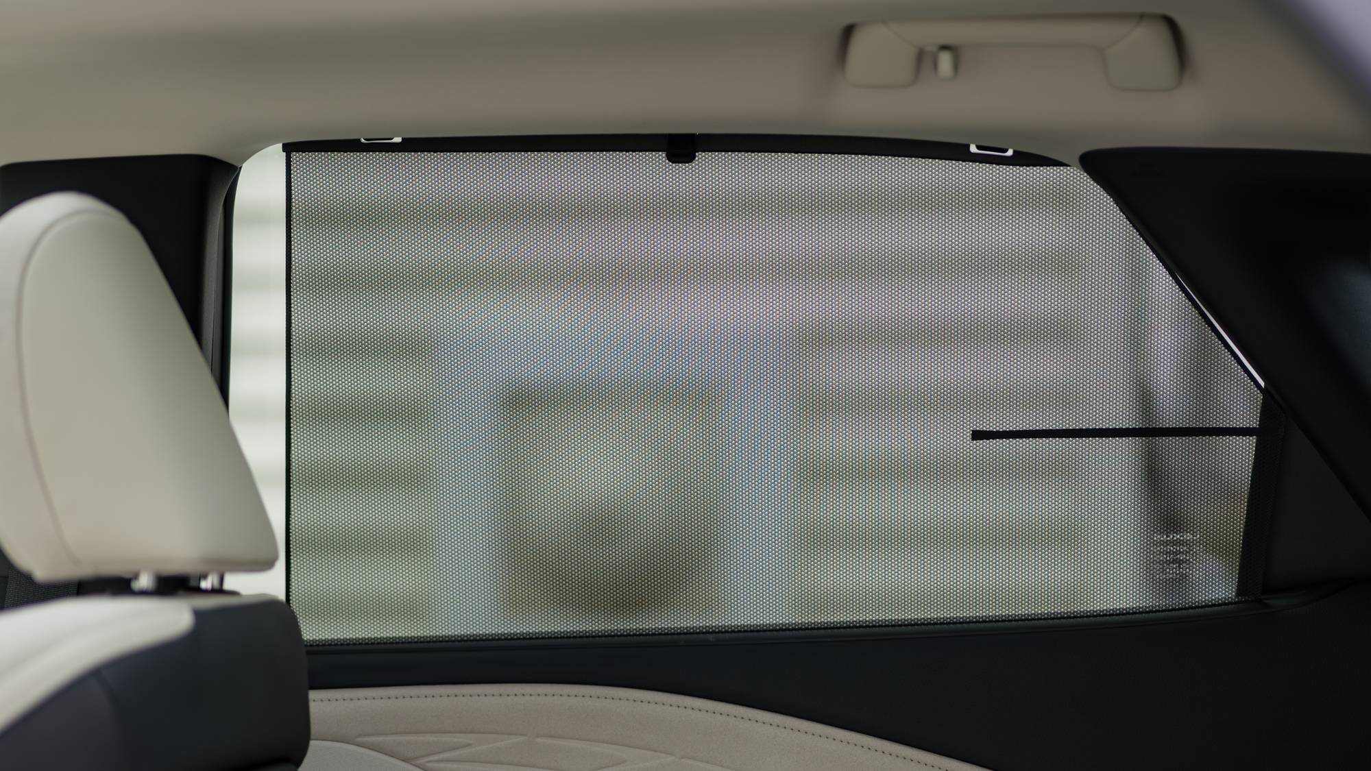 סקירת 2026 לקסוס RX 450h+.