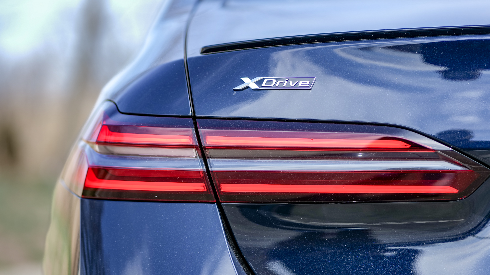 סקירת BMW 550e 2026.