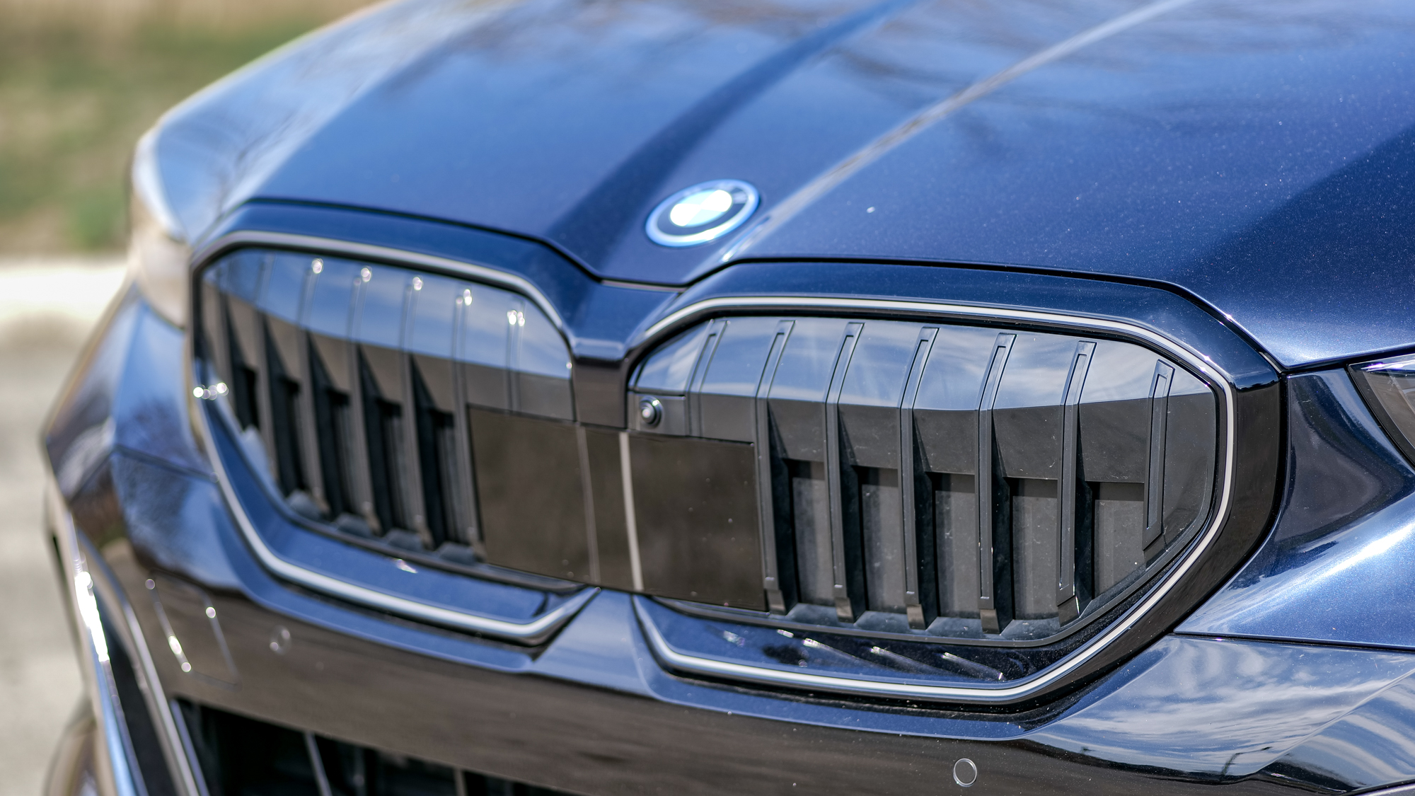 סקירת BMW 550e 2026.