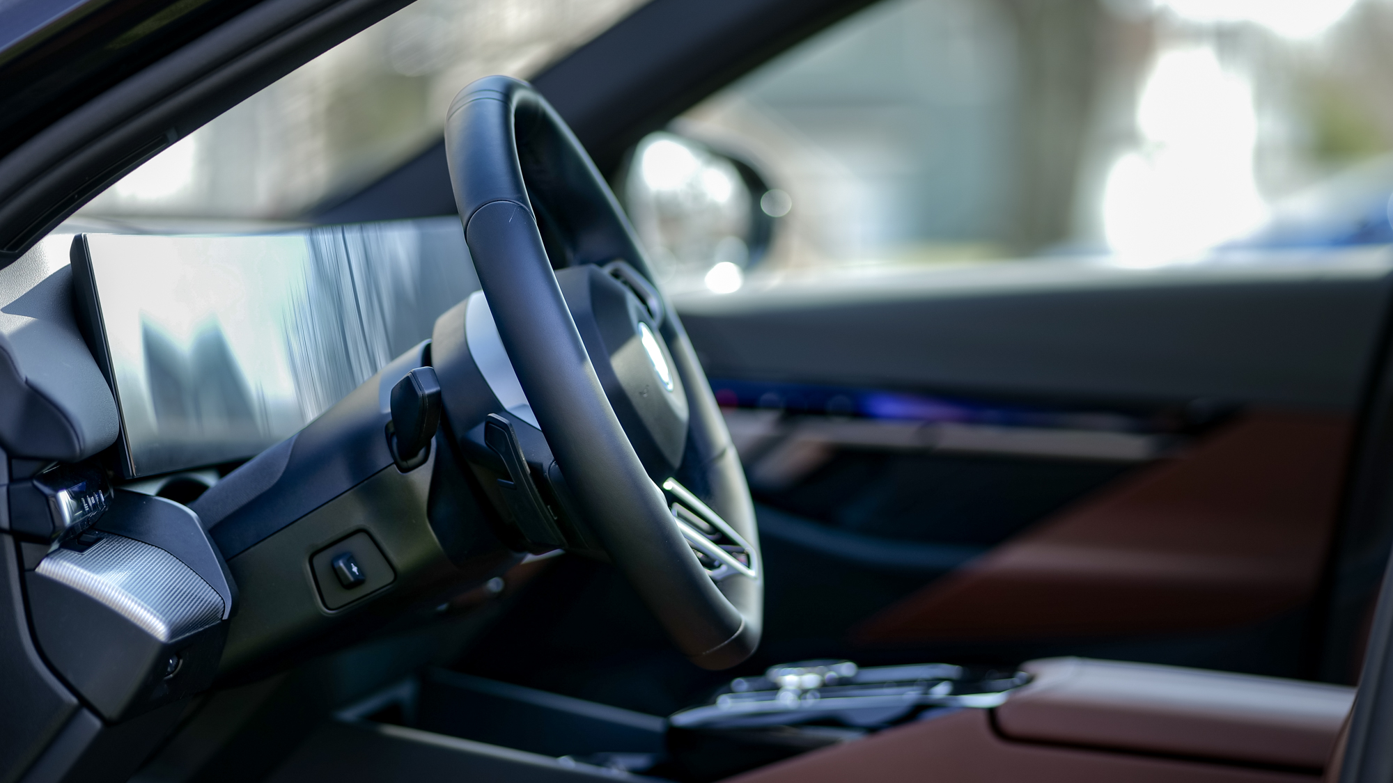 סקירת BMW 550e 2026.