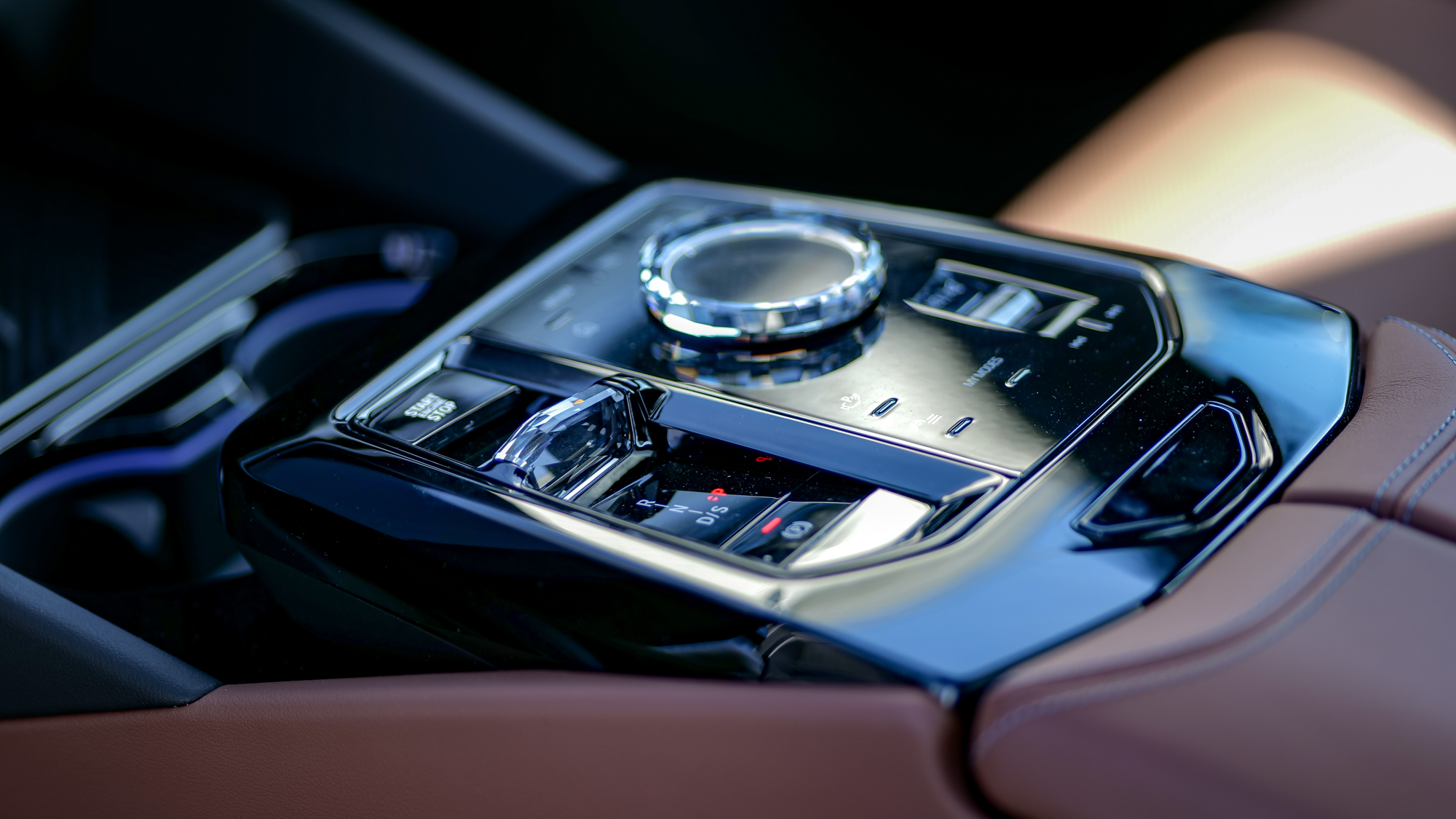 סקירת BMW 550e 2026.