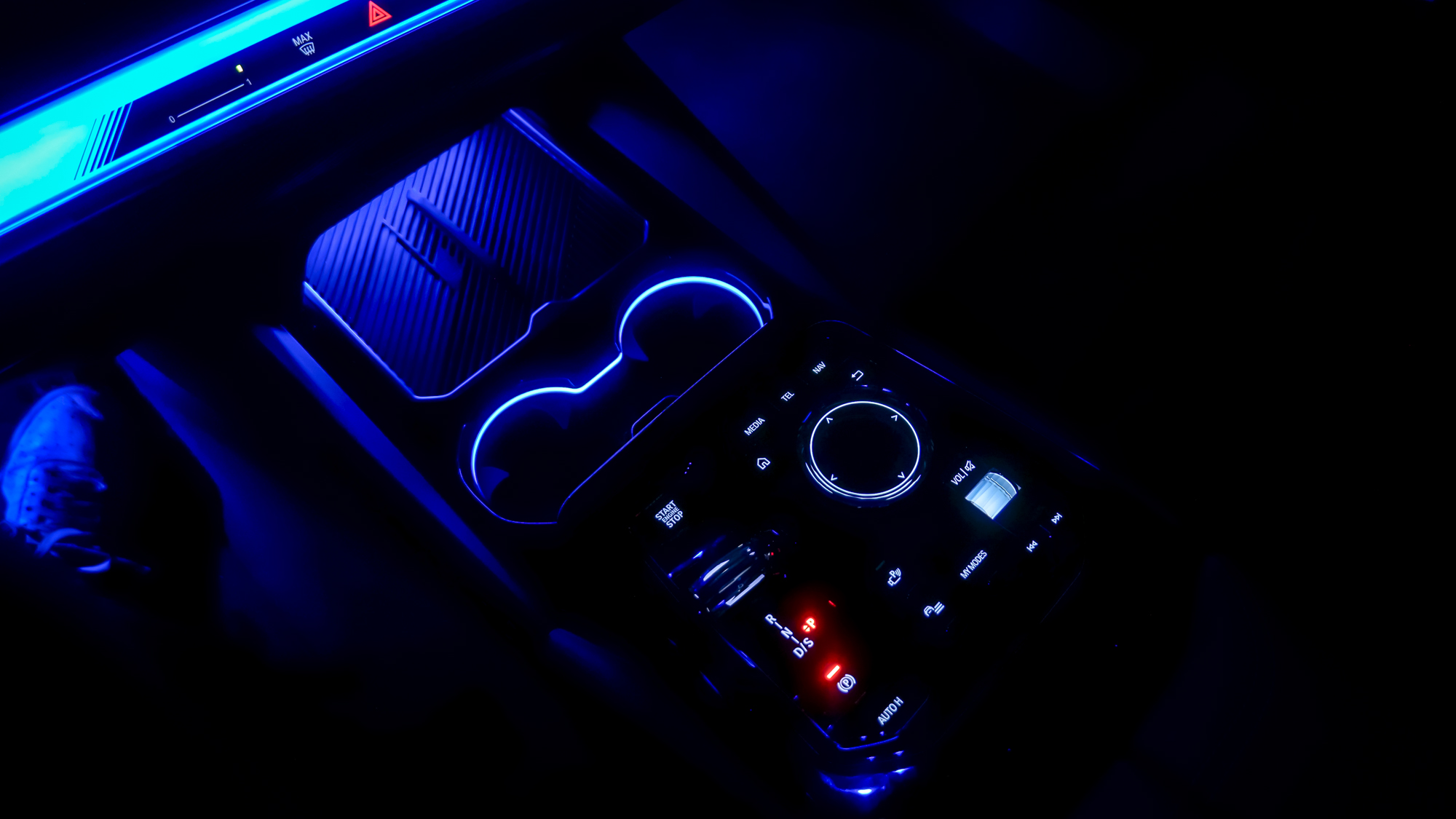 סקירת BMW 550e 2026.