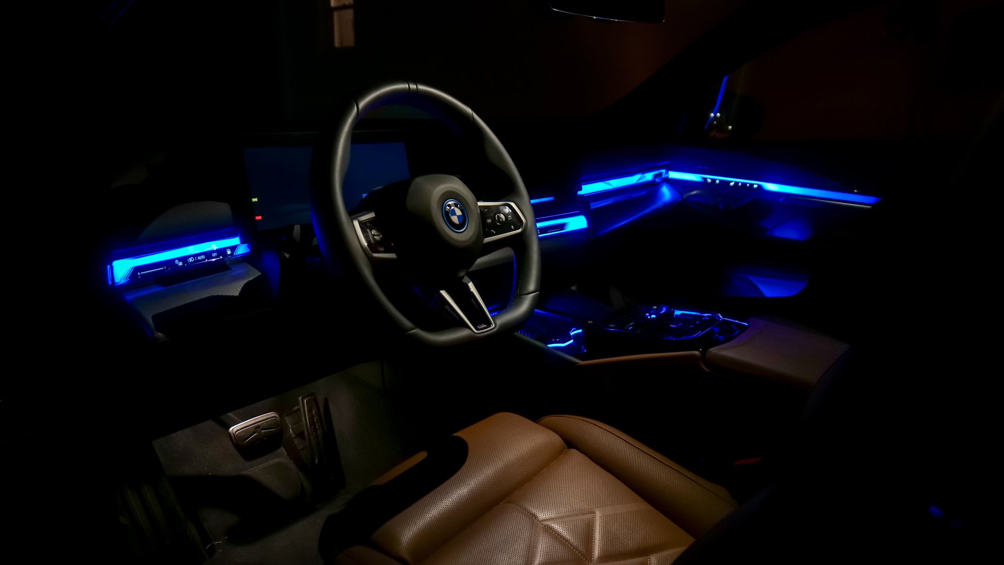 סקירת BMW 550e 2026.