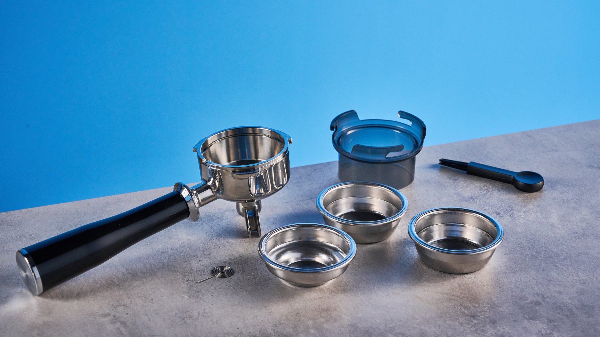 מכונת אספרסו משעועית מרנזה מסוג casabrews עם מטחנה מובנית