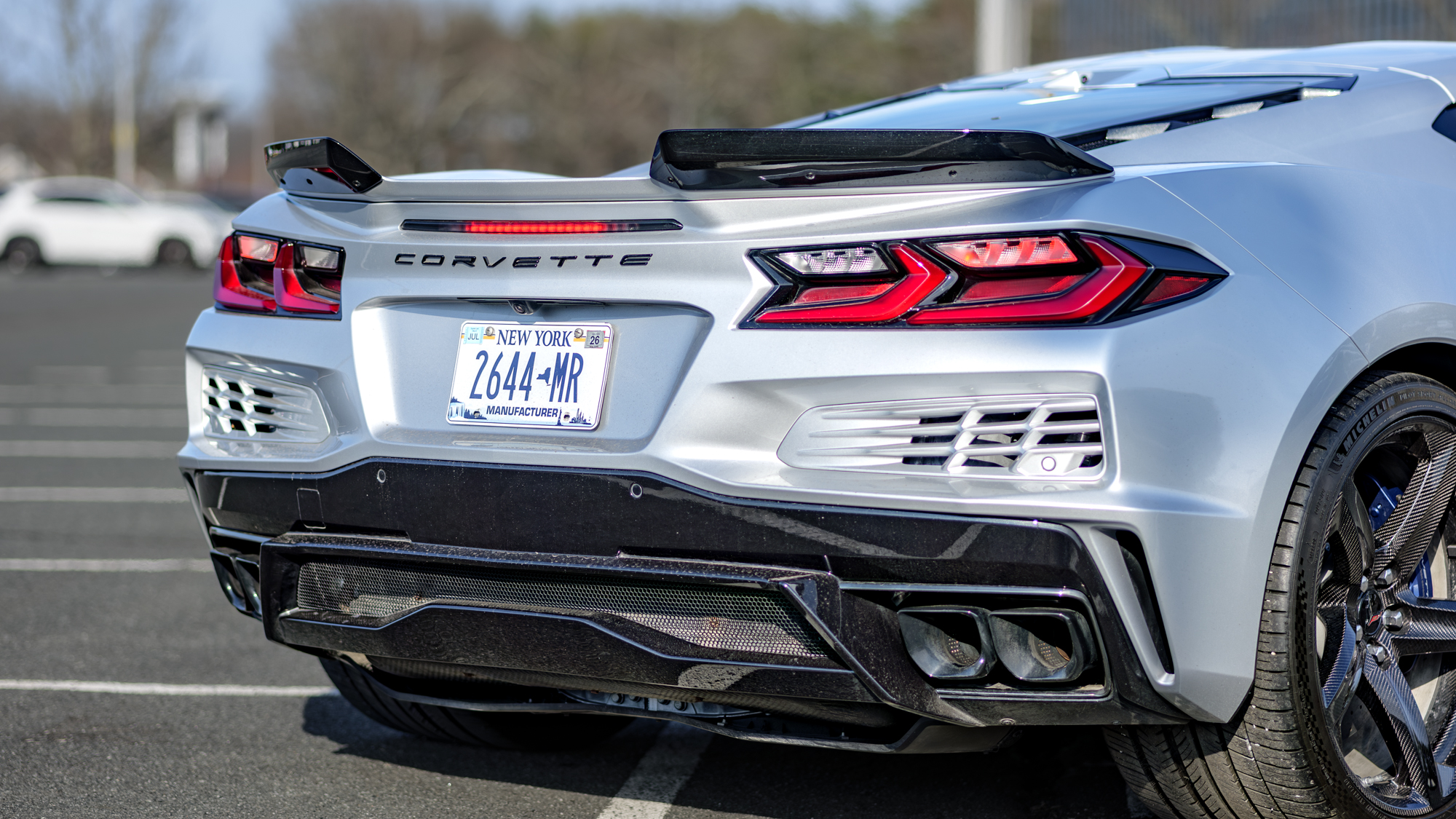 סקירת שברולט קורבט E-Ray 2026.