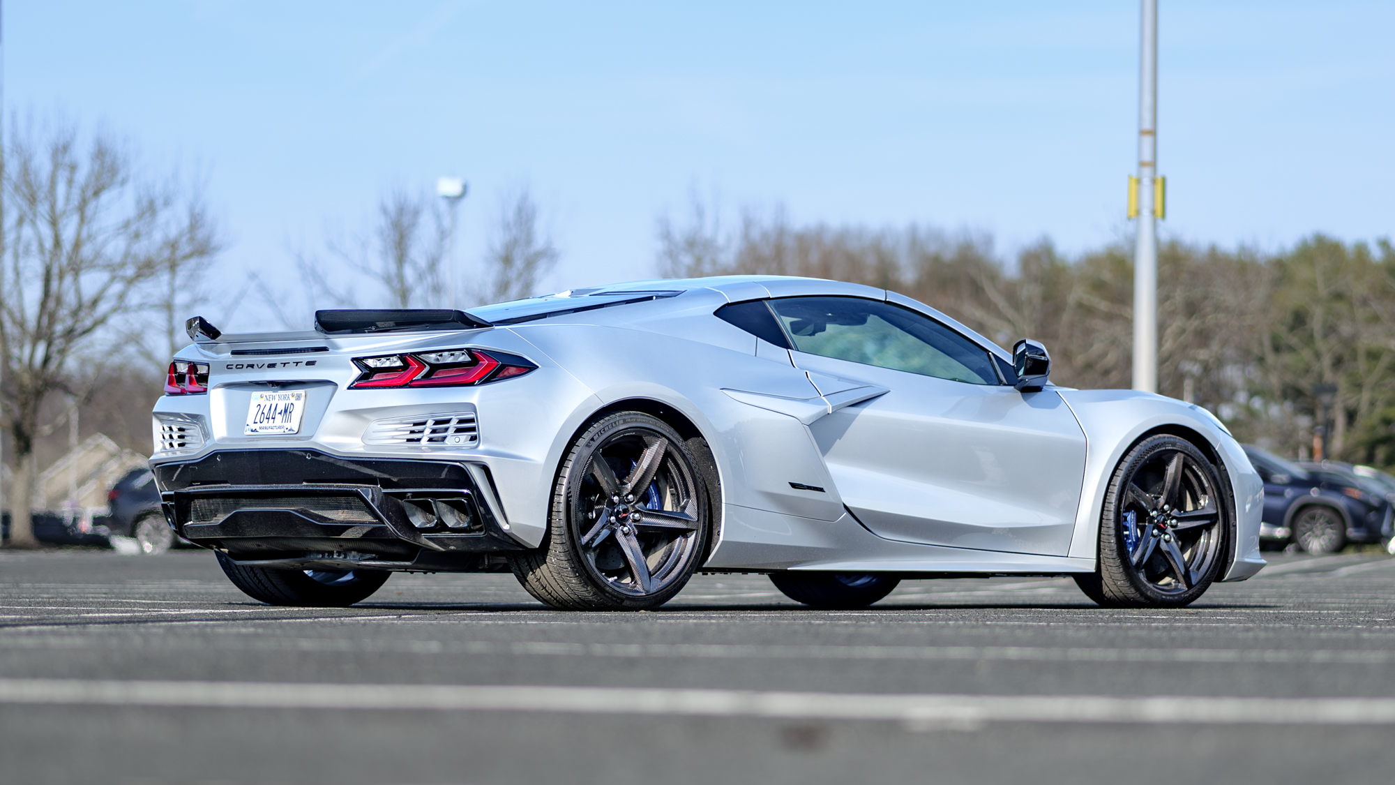 סקירת שברולט קורבט E-Ray 2026.