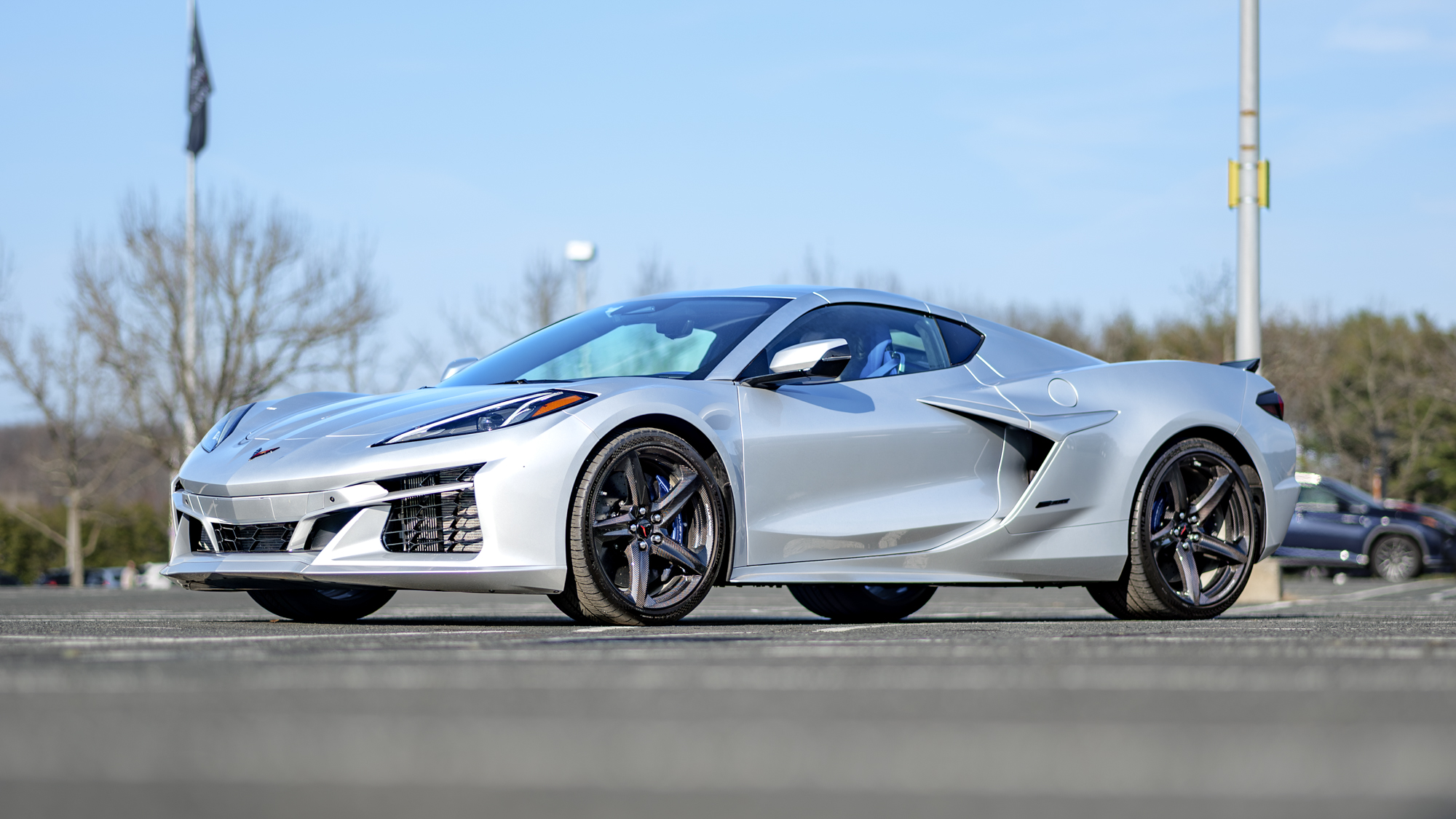 סקירת שברולט קורבט E-Ray 2026.