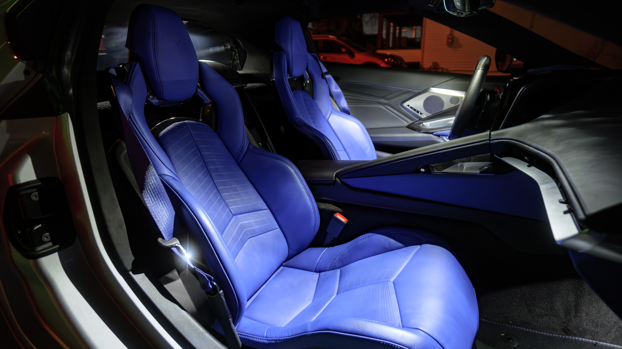 סקירת שברולט קורבט E-Ray 2026.