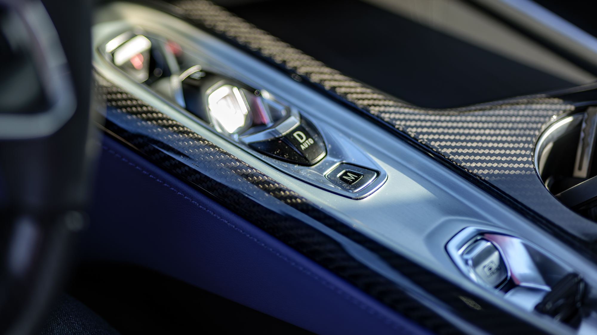 סקירת שברולט קורבט E-Ray 2026.