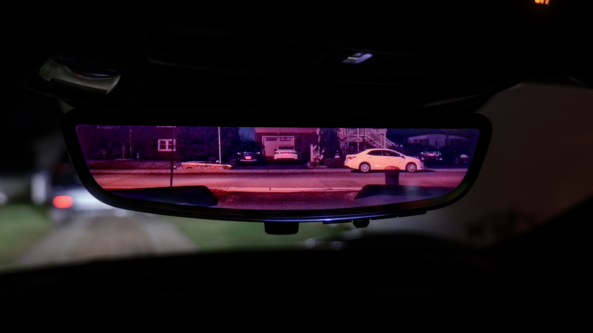 סקירת שברולט קורבט E-Ray 2026.