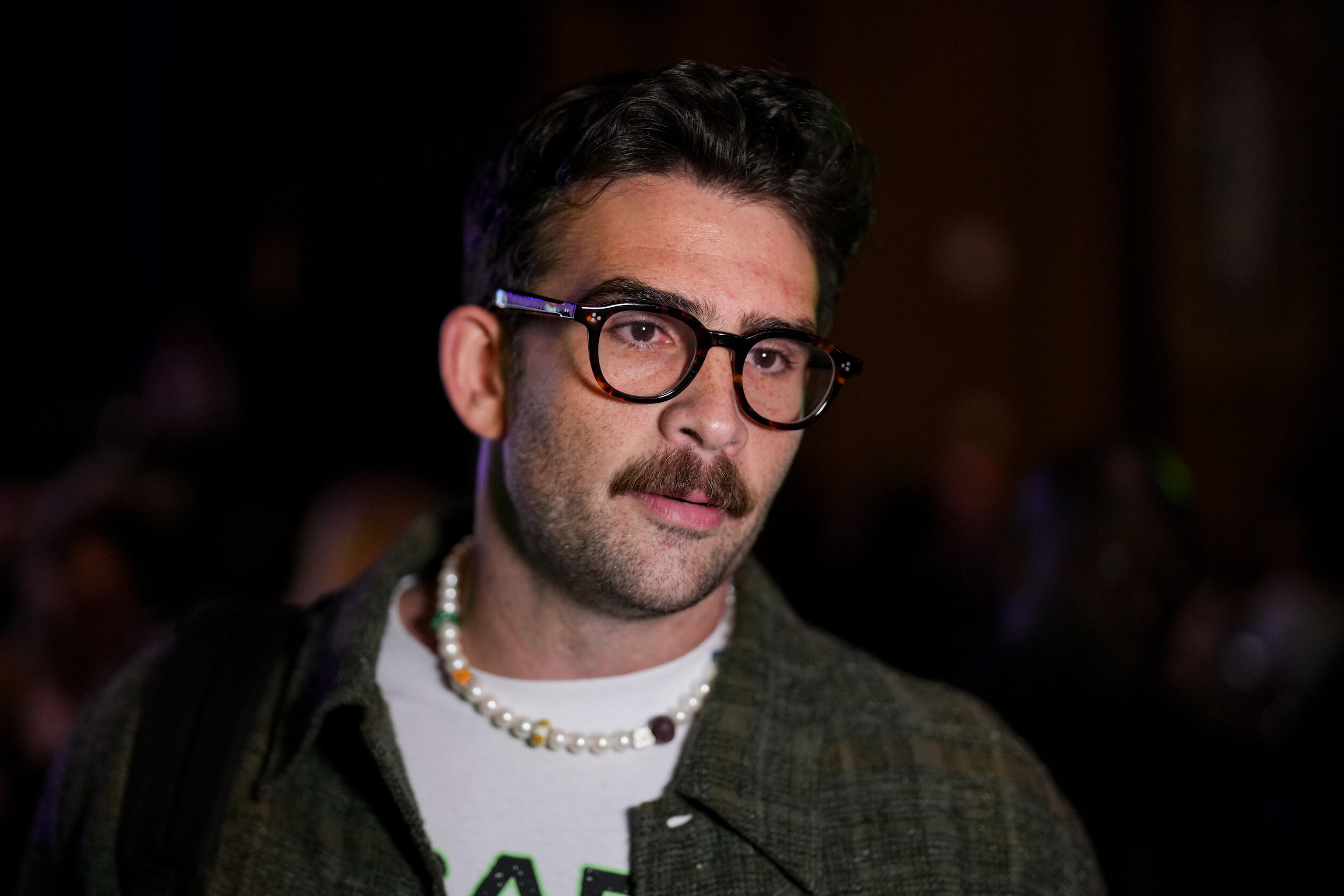 ליהודי אמריקה יש בעיה של חסן פיקר. לפתור את זה הולך לכאוב זה יום ההולדת שלנו ואנחנו עדיין חוגגים!