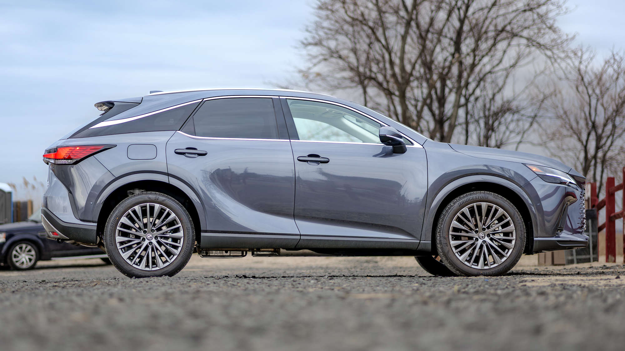 סקירת 2026 לקסוס RX 450h+.