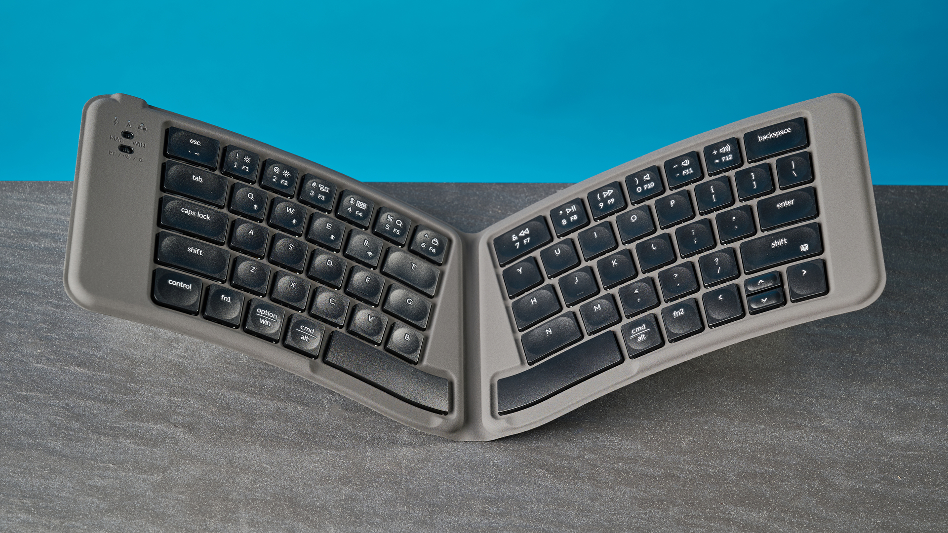מקלדת Keychron B11 Pro שחורה מתקפלת
