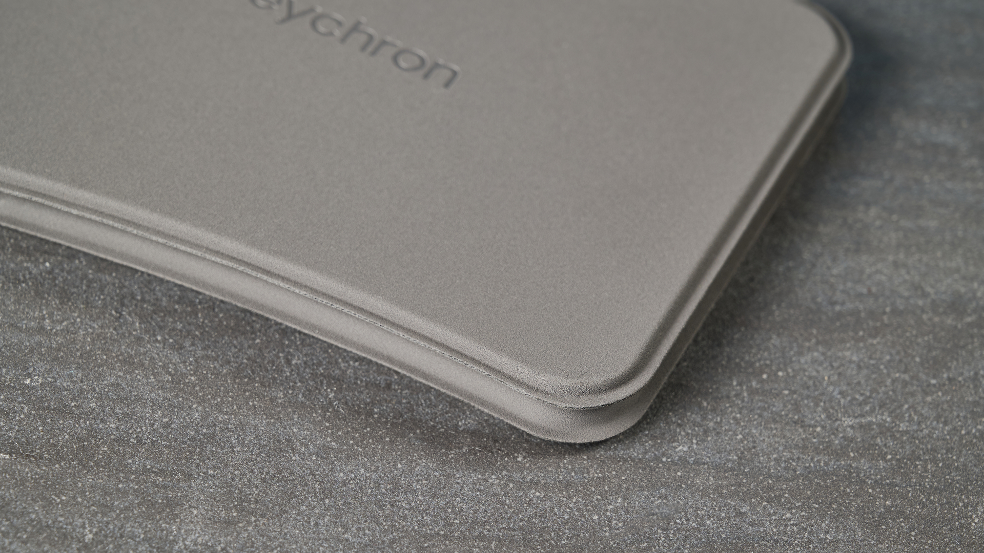 מקלדת Keychron B11 Pro שחורה מתקפלת