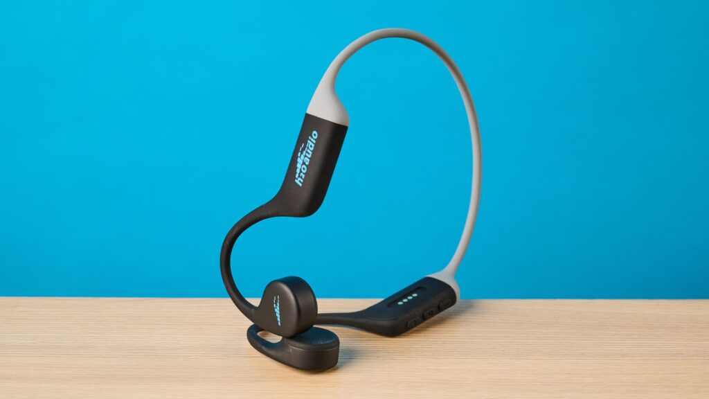 סקירת H2O Audio TRI Run: אוזניות הולכת עצם קלות משקל, מאובטחות ונוחות מאת Erin Bashford שפורסמה ב-1 במאי 26 H2O Audio TRI Run הן אוזניות הולכת עצם מאובטחות, קלות משקל ונוחות, מושלמות למי שלוקח פעילות גופנית יותר ברצינות מאיכות מוזיקה.