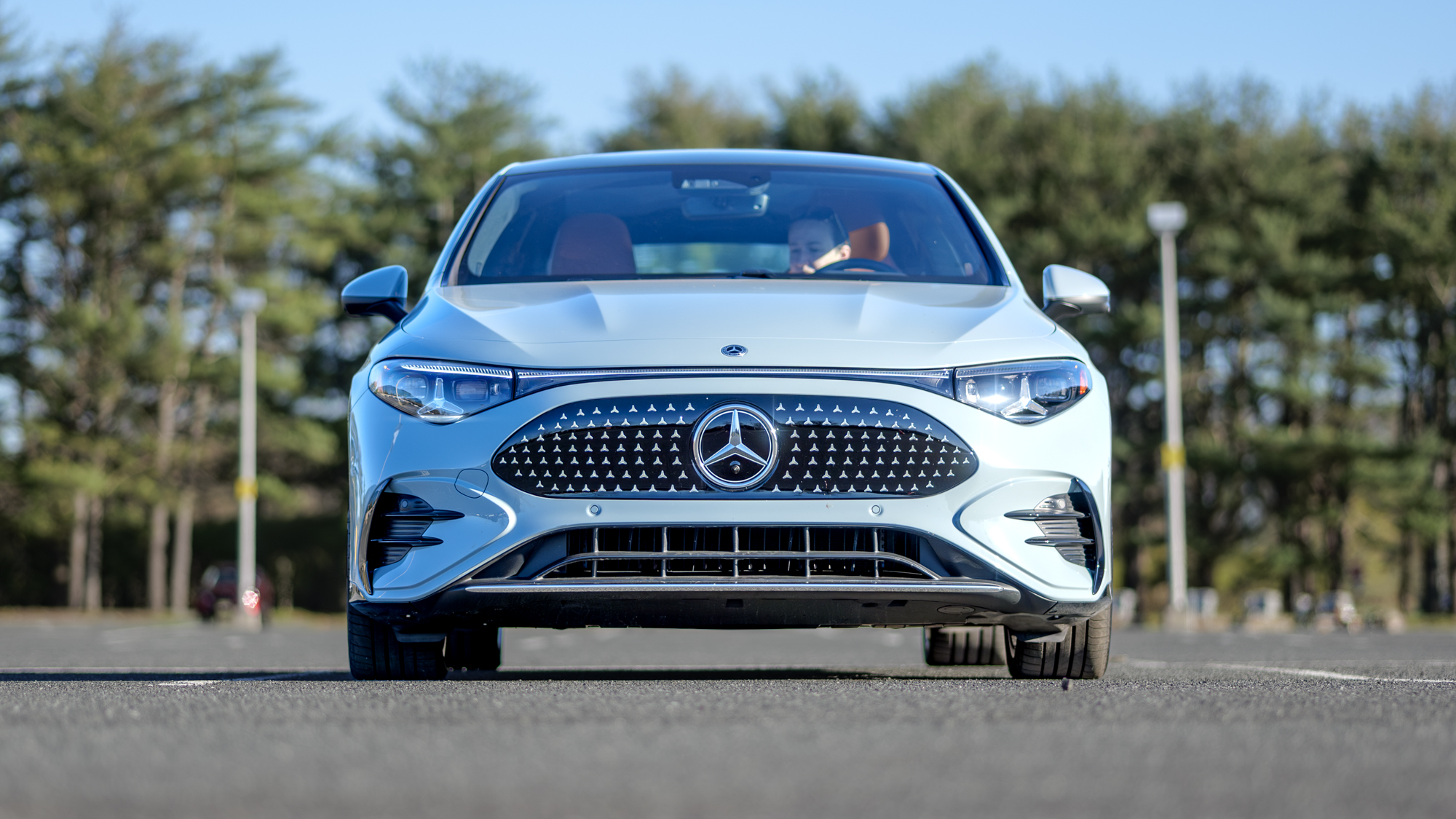 סקירת מרצדס בנץ CLA 250+ 2027.