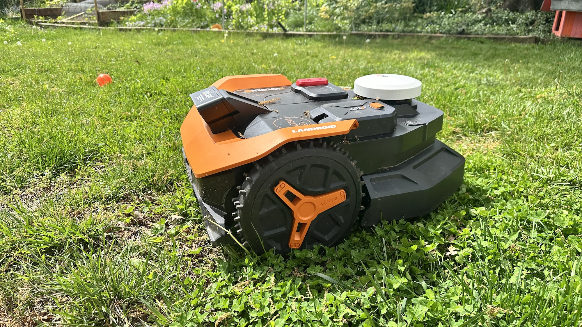 מכסחת דשא רובוטית Worx Landroid Vision Cloud