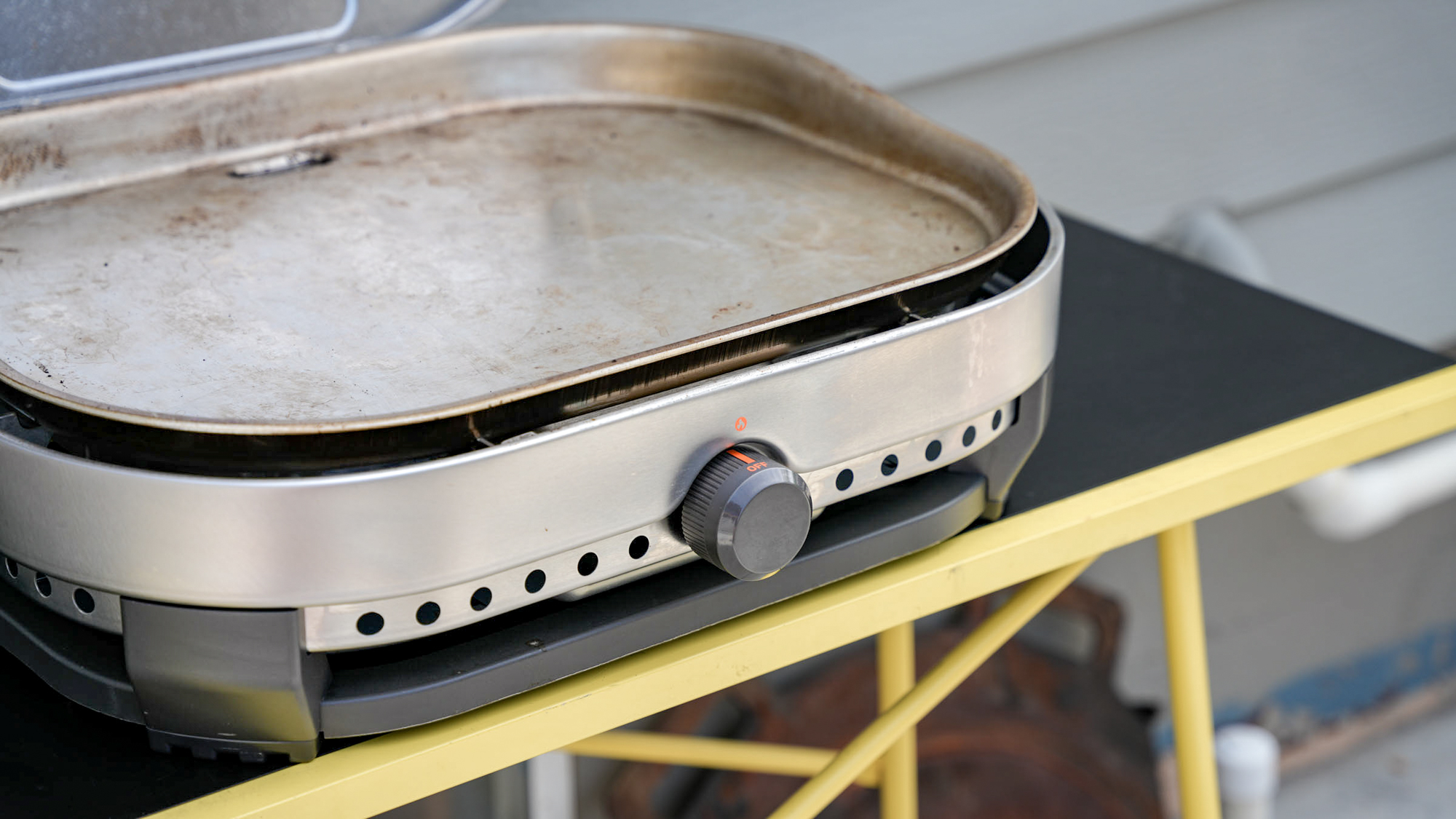 סולו Stove Steelfire 22 Griddle בחצר אחורית