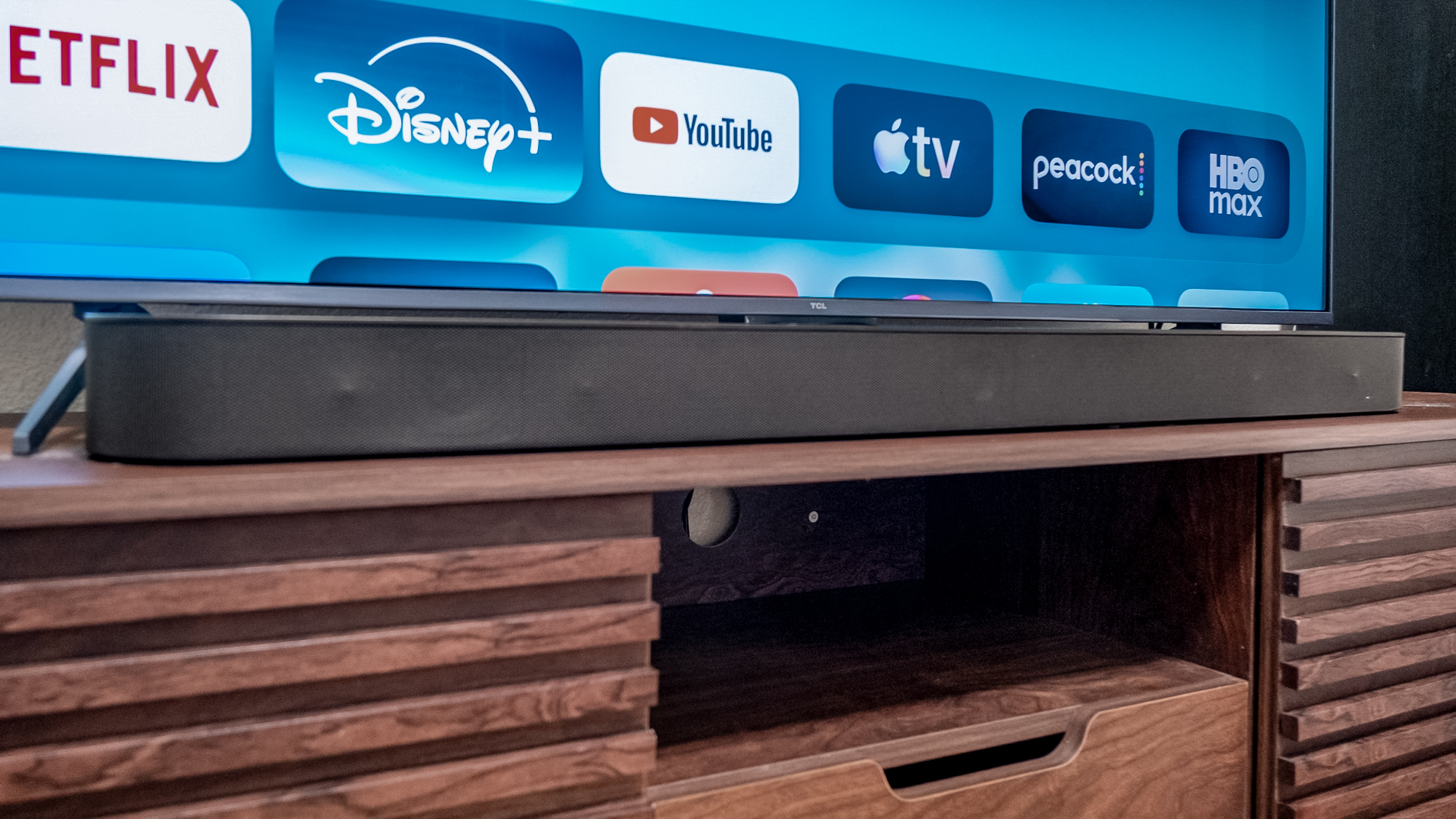Sony Bravia Theatre Bar 6 על מעמד טלוויזיה