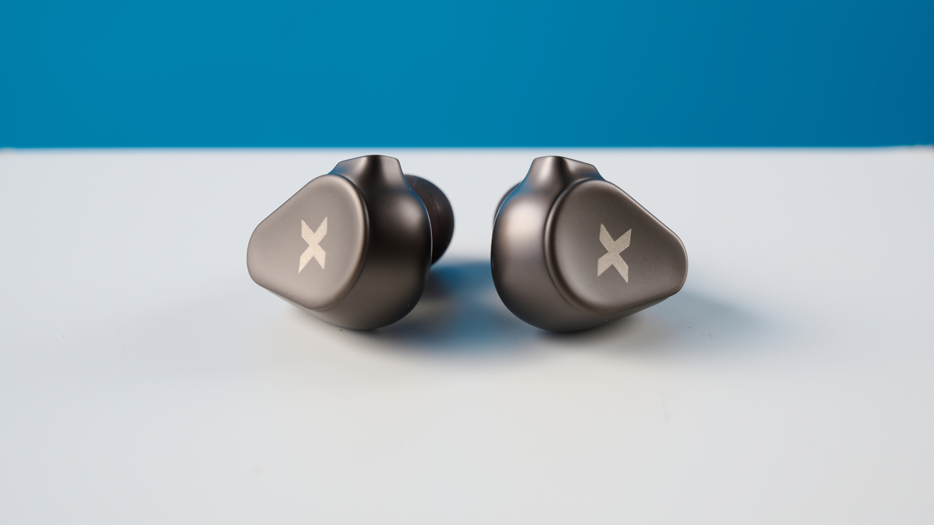 IEMs חוטיים של Dunu Titan X