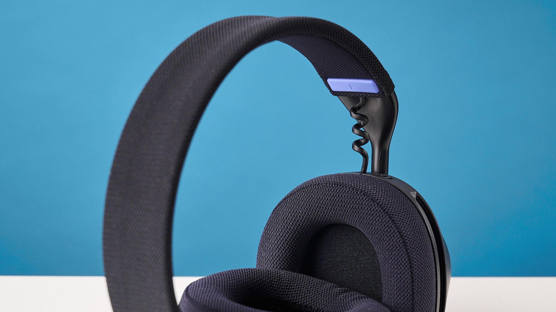 אוזניות גיימינג PowerA LucidSound LS500 בצבע שחור
