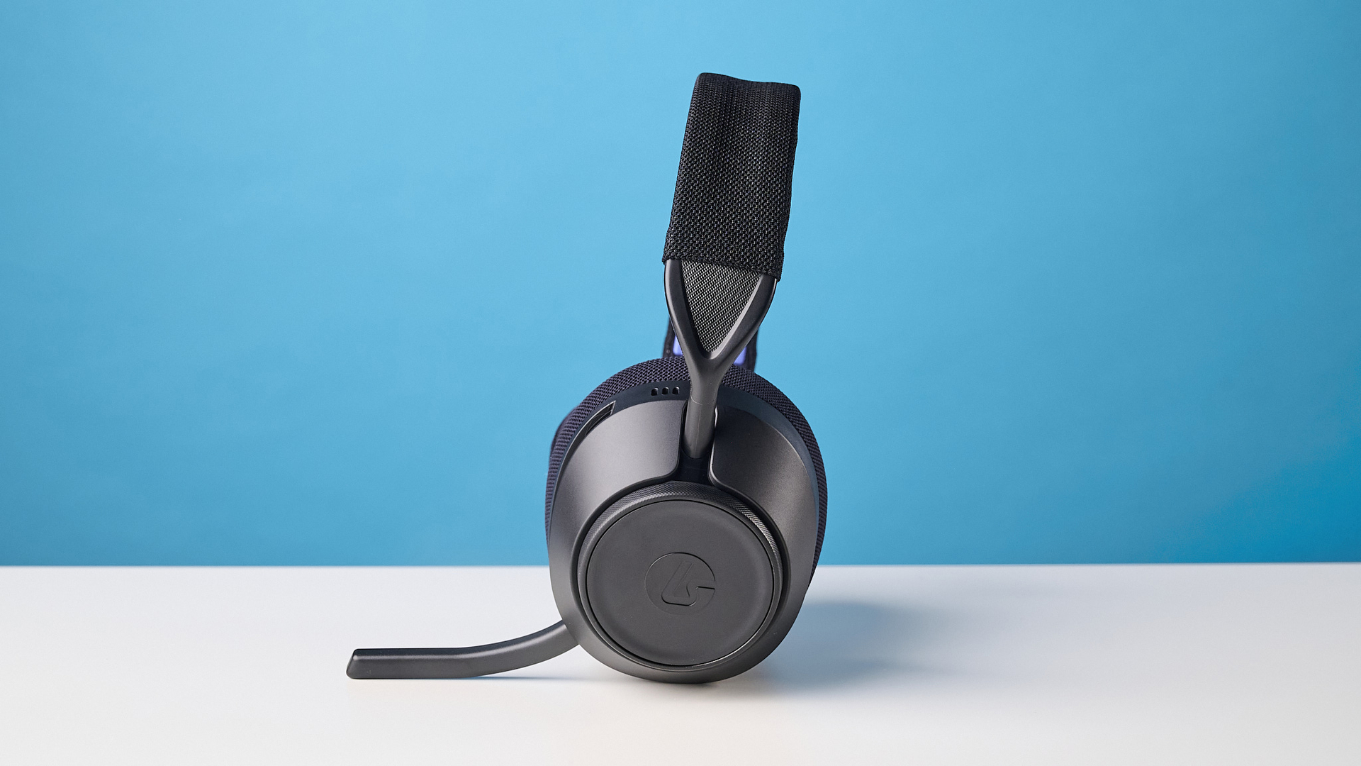 אוזניות גיימינג PowerA LucidSound LS500 בצבע שחור