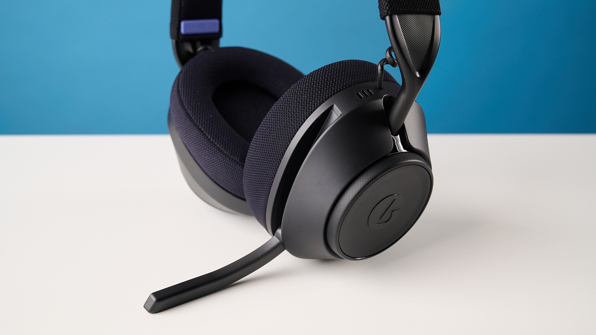 אוזניות גיימינג PowerA LucidSound LS500 בצבע שחור