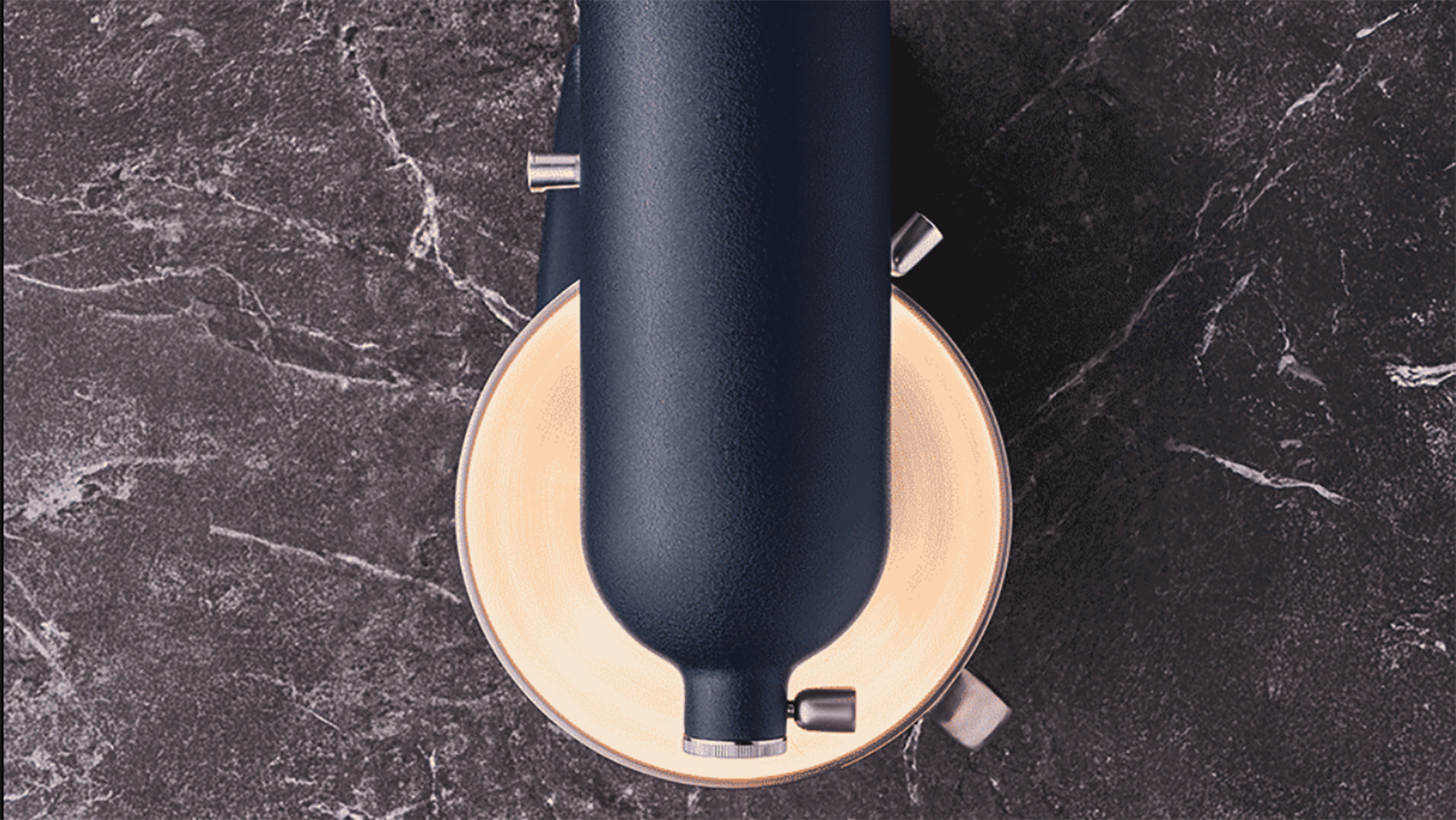 אור KitchenAid Artisan Plus