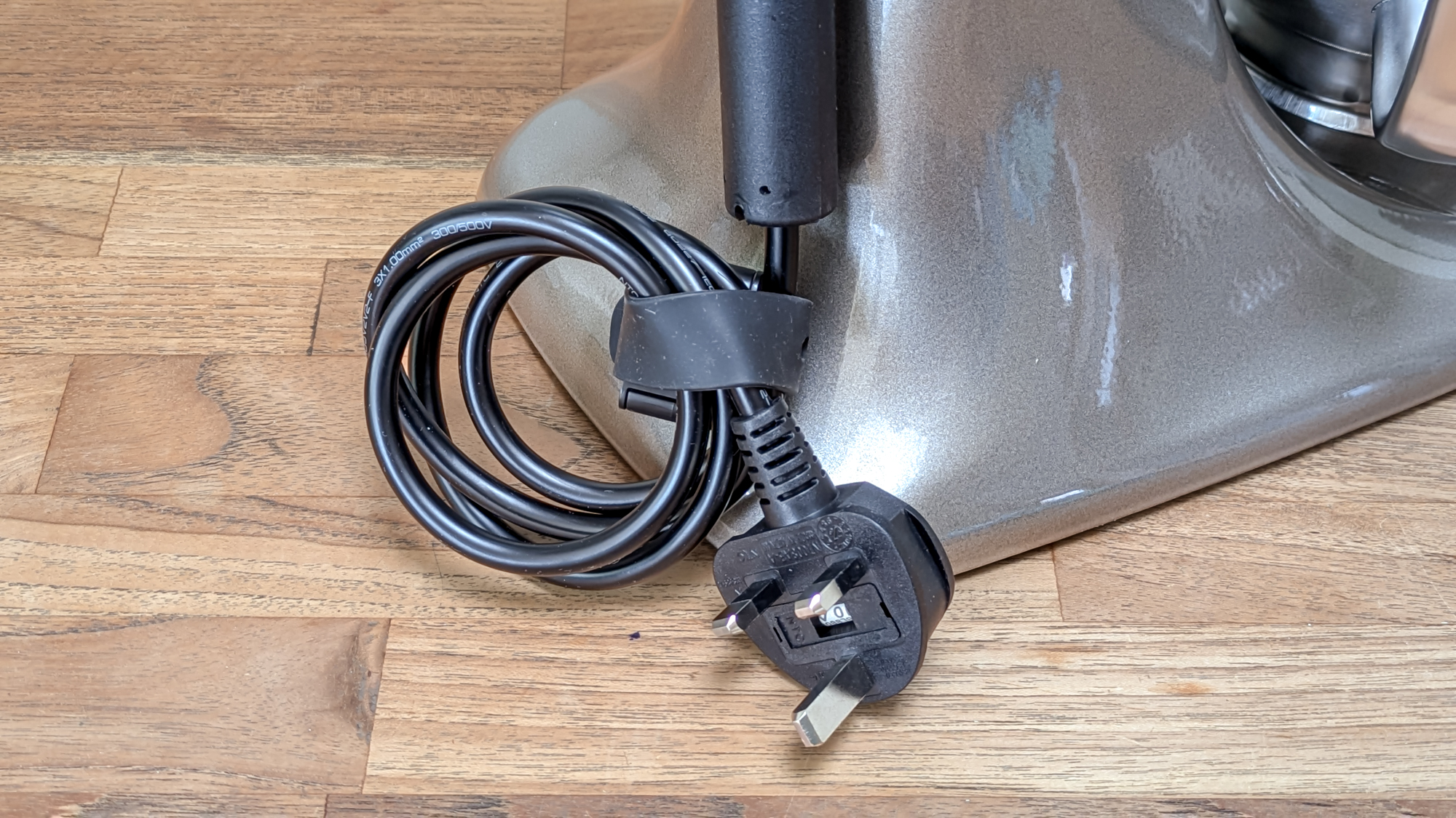 סקירת סטנד מיקסר KitchenAid Artisan Plus