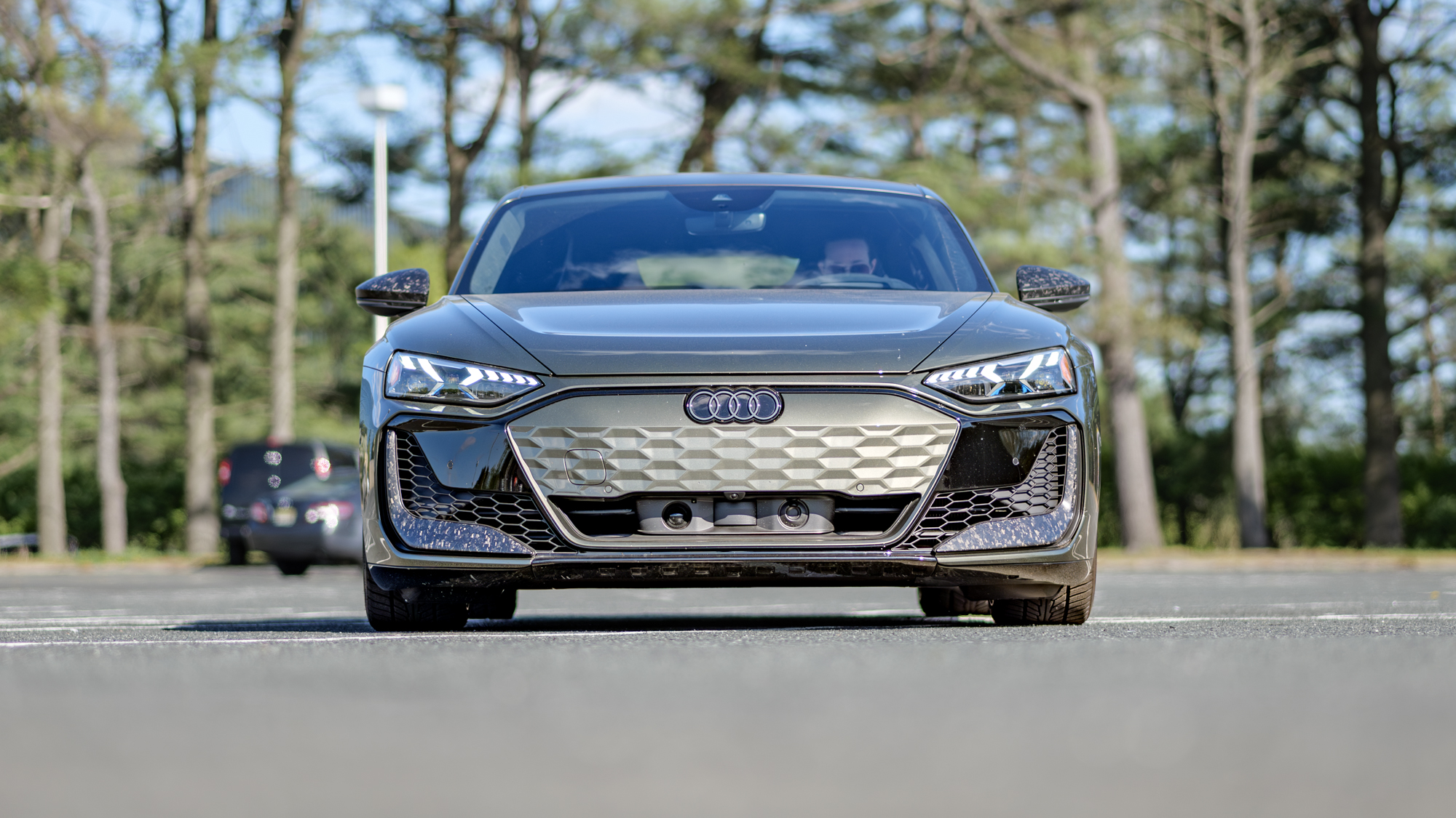 סקירת Audi RS e-tron RT 2026.