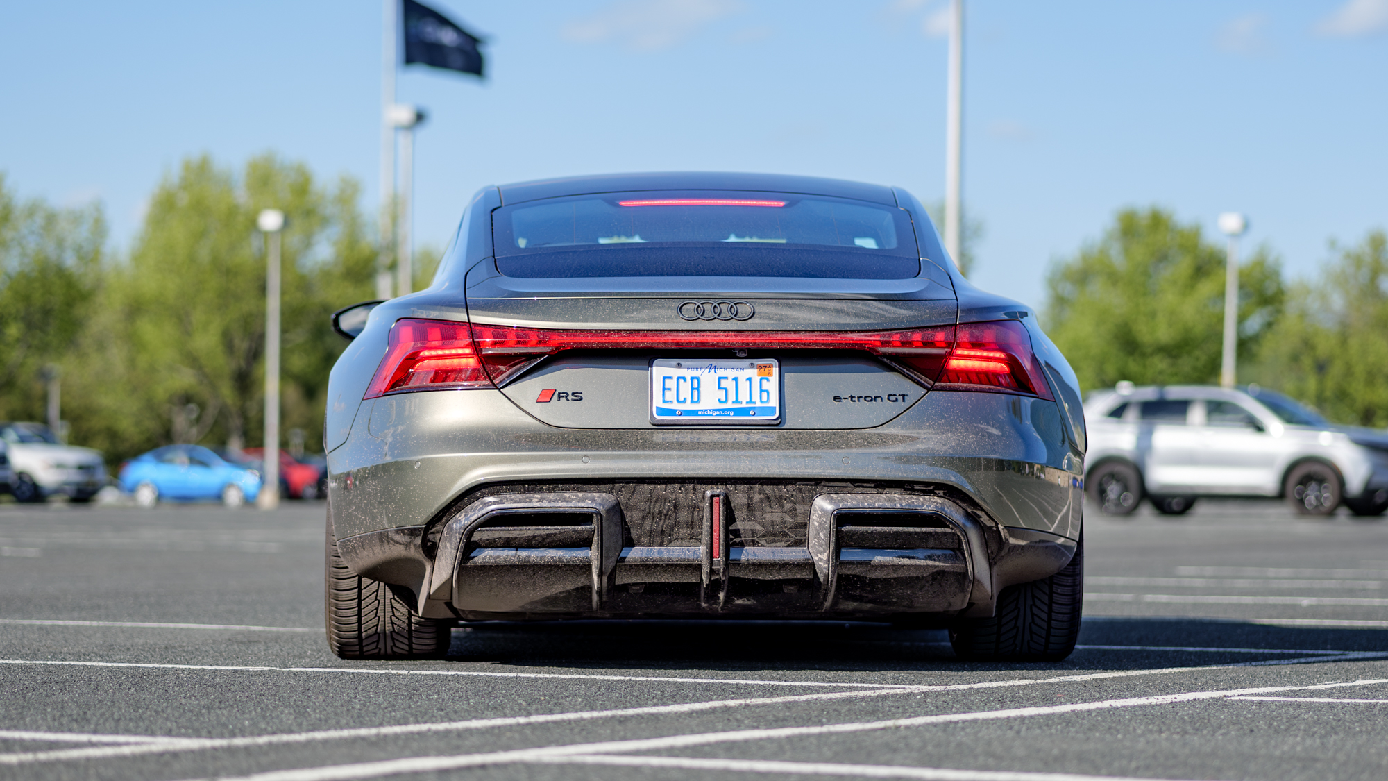 סקירת Audi RS e-tron RT 2026.