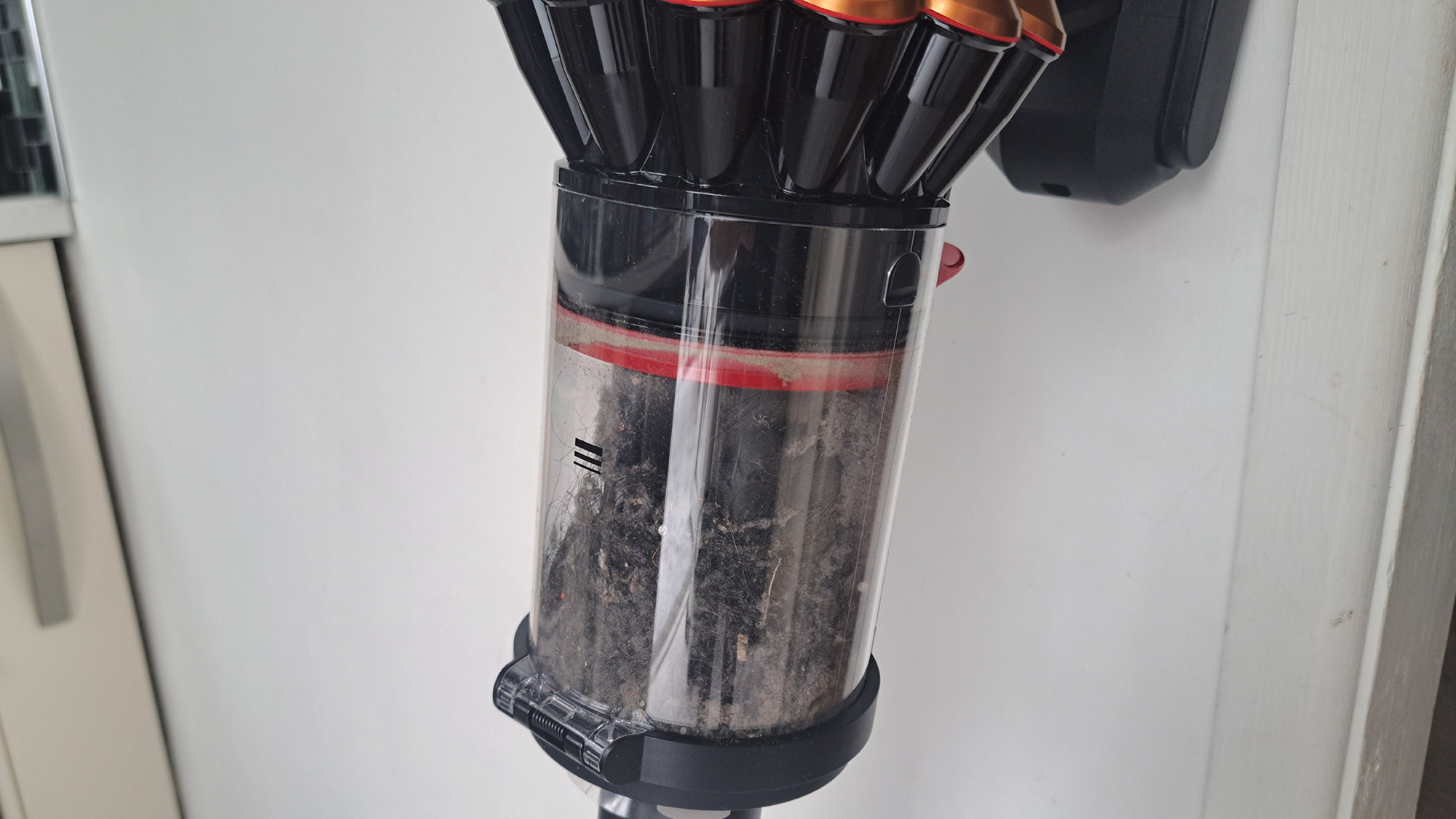 מיכל אבק של Dyson v16 Piston Animal