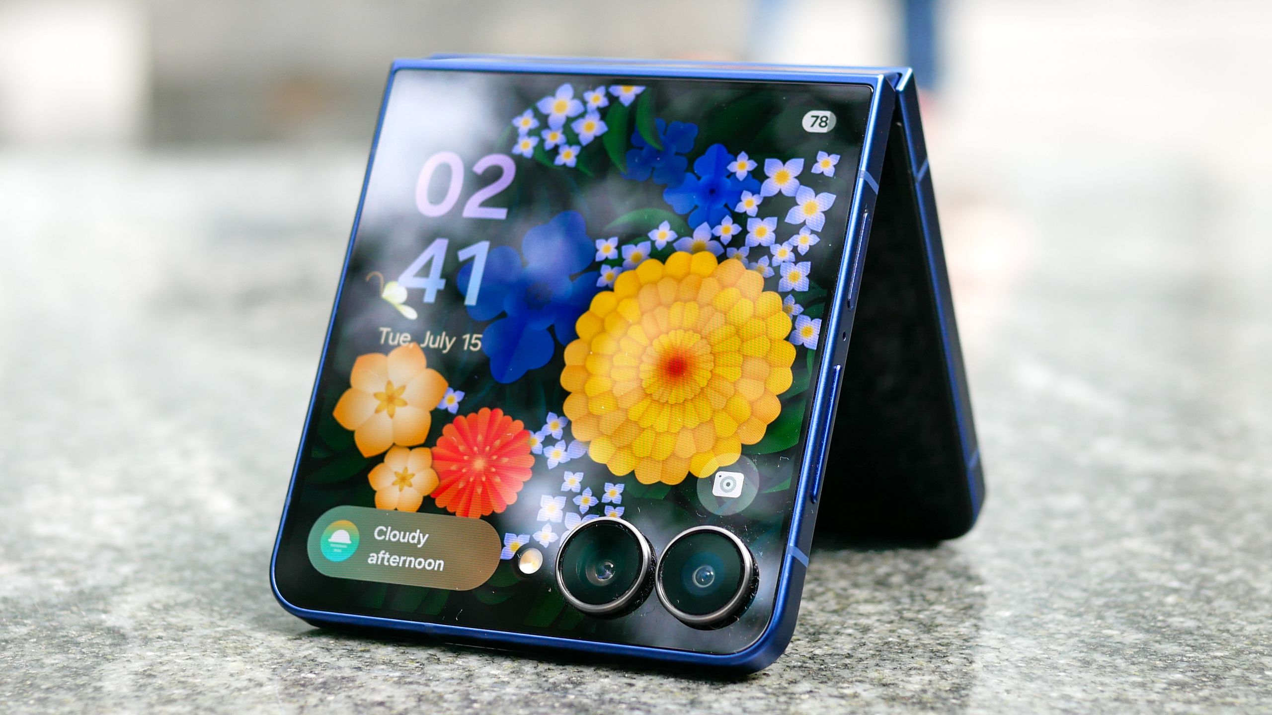 Samsung Galaxy Z Flip 8 יכול להיות הטלפון ההפוך האחרון של סמסונג - הנה מה שאנחנו יודעים
