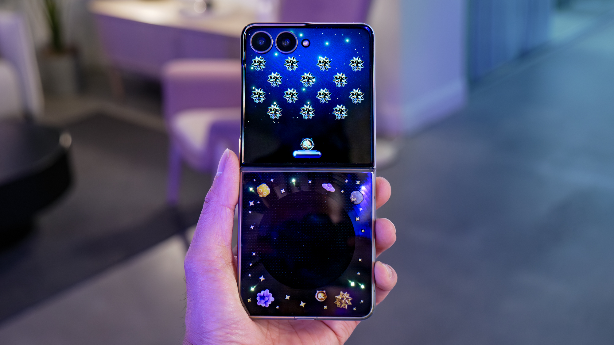 Samsung Galaxy Z Flip 8 מעשי.